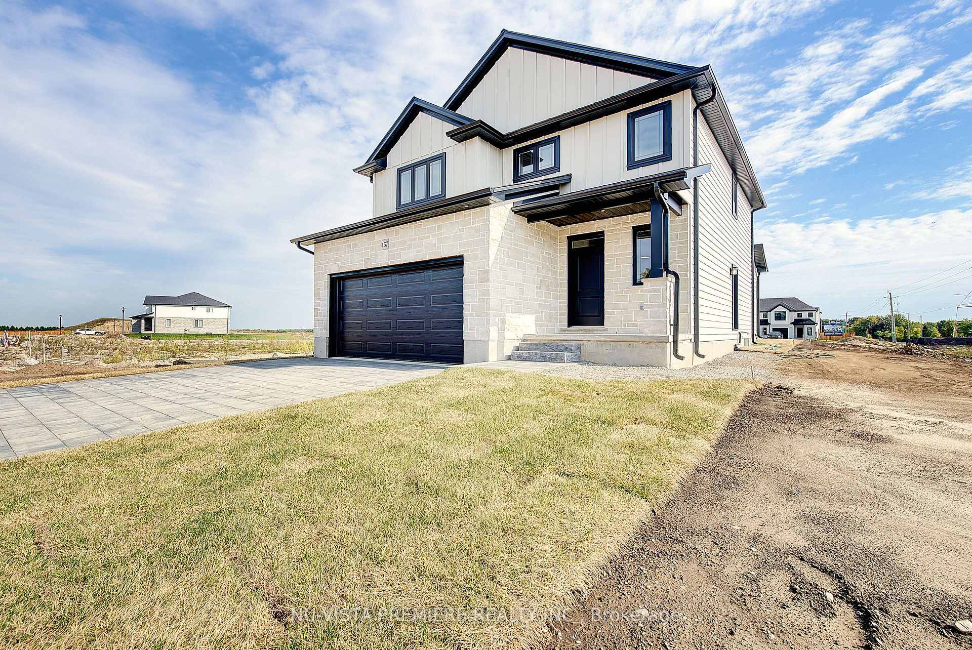 Photo 4 of 157 Holloway Trail, Middlesex Centre, Ilderton — HOMEH