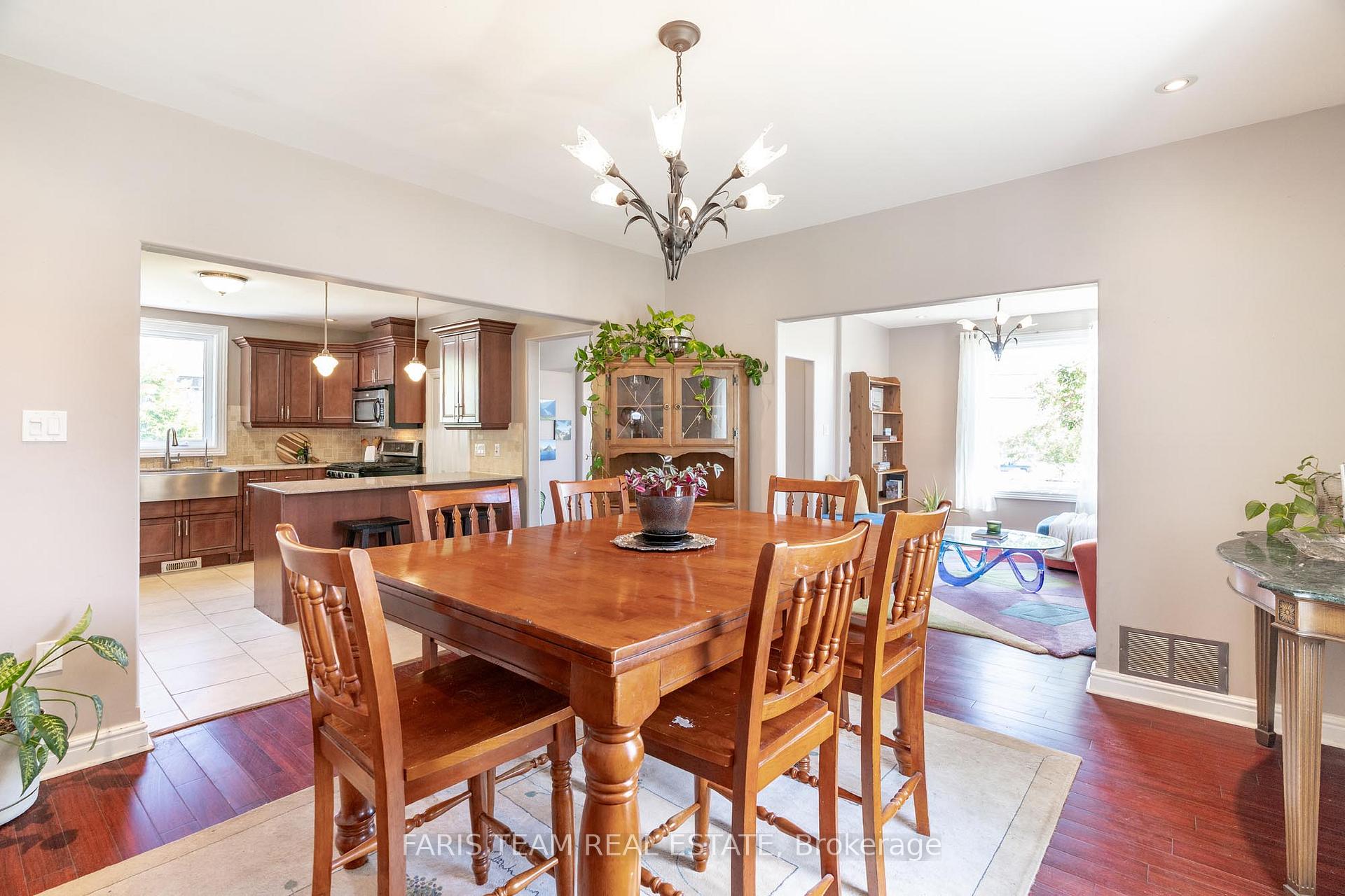 Photo 9 of 1078 Harbourview Drive, Midland — HOMEH