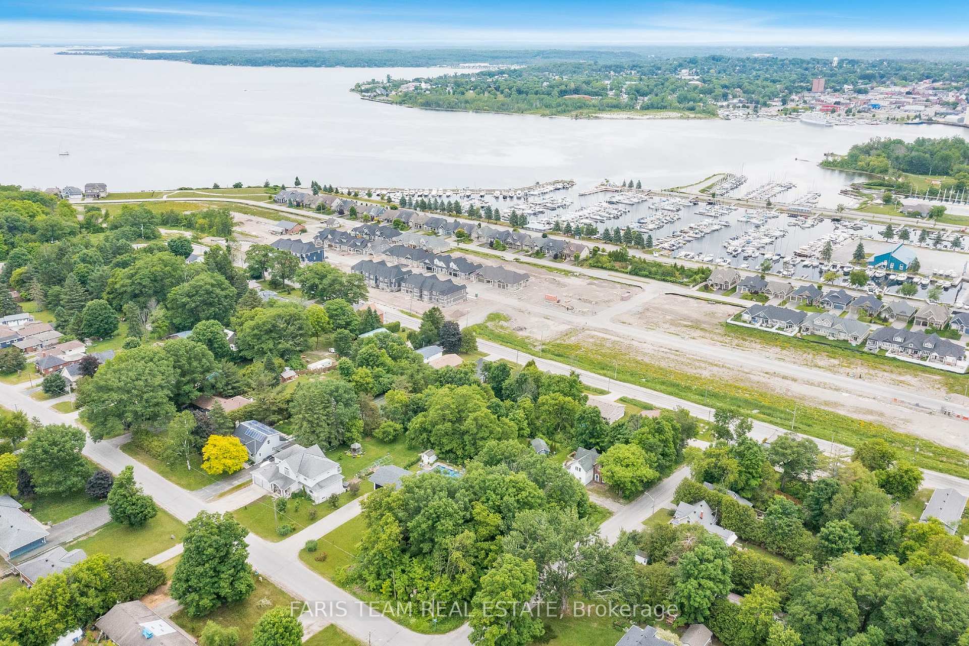 Photo 32 of 1078 Harbourview Drive, Midland — HOMEH