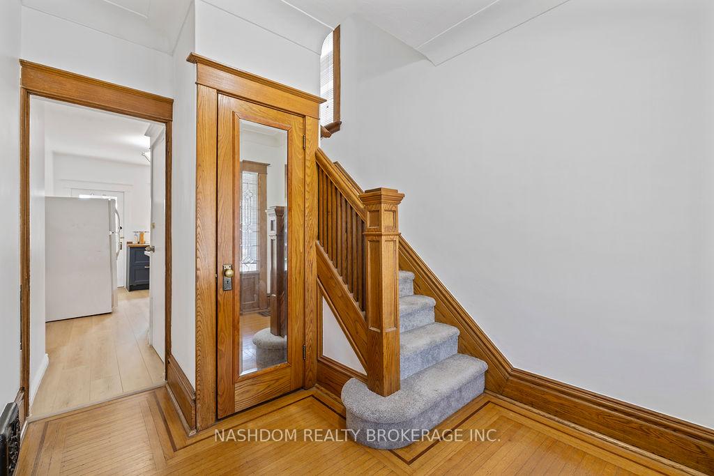 Photo 6 of Unit 1, 35 Gage Avenue S, Hamilton, Crown Point — HOMEH