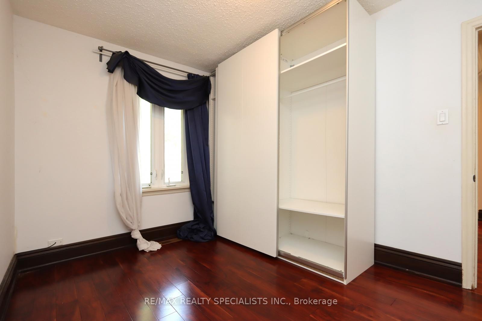 Photo 15 of 44 Woodward Avenue, Markham, Grandview — HOMEH
