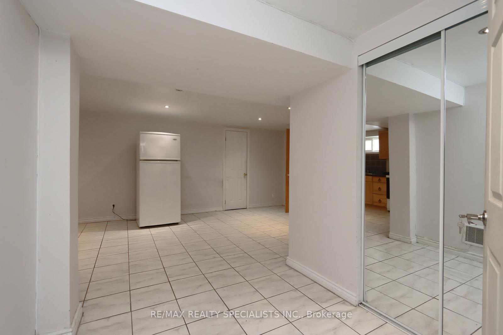 Photo 21 of 44 Woodward Avenue, Markham, Grandview — HOMEH
