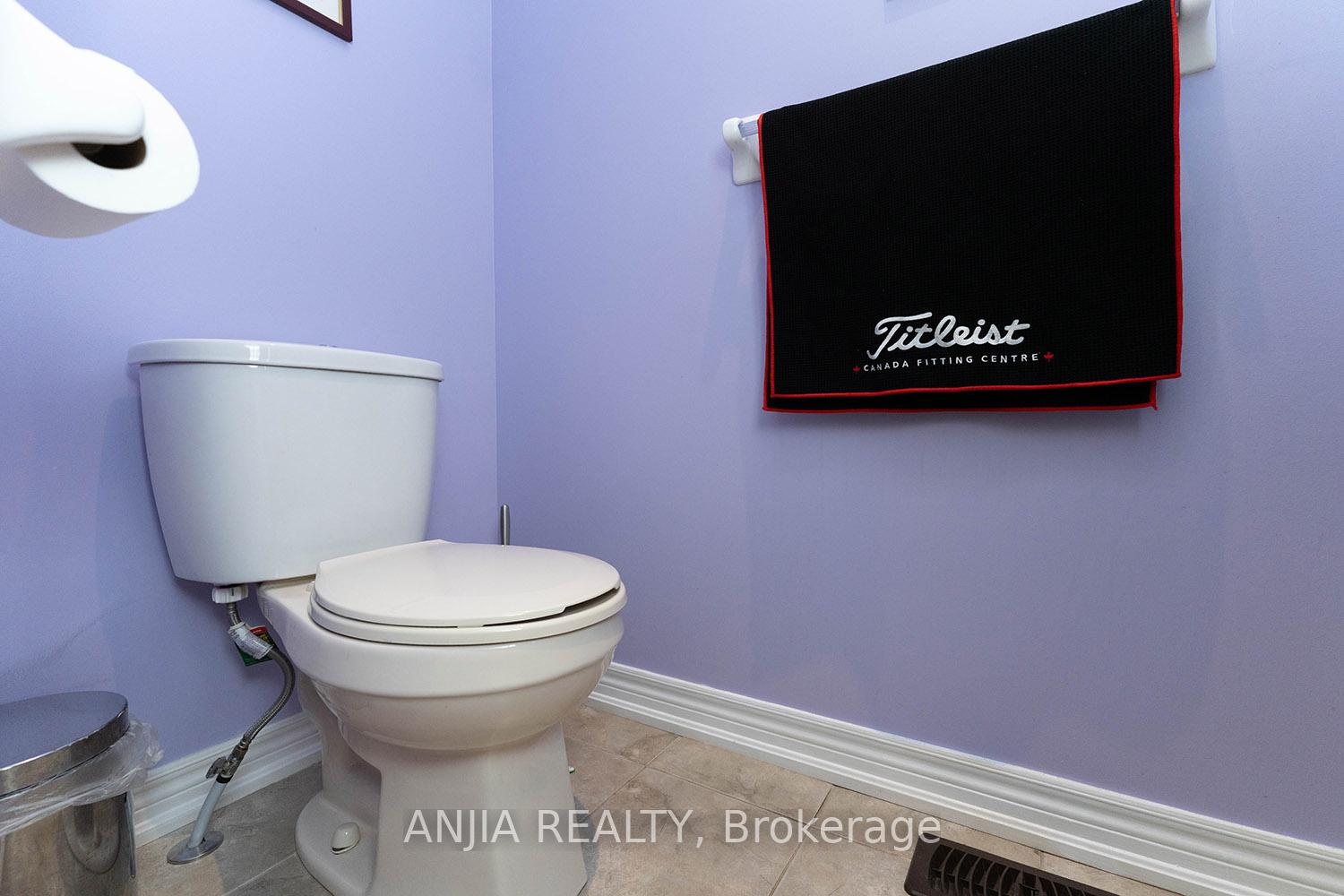 Photo 18 of 83 Hua Du Avenue, Markham, Berczy — HOMEH