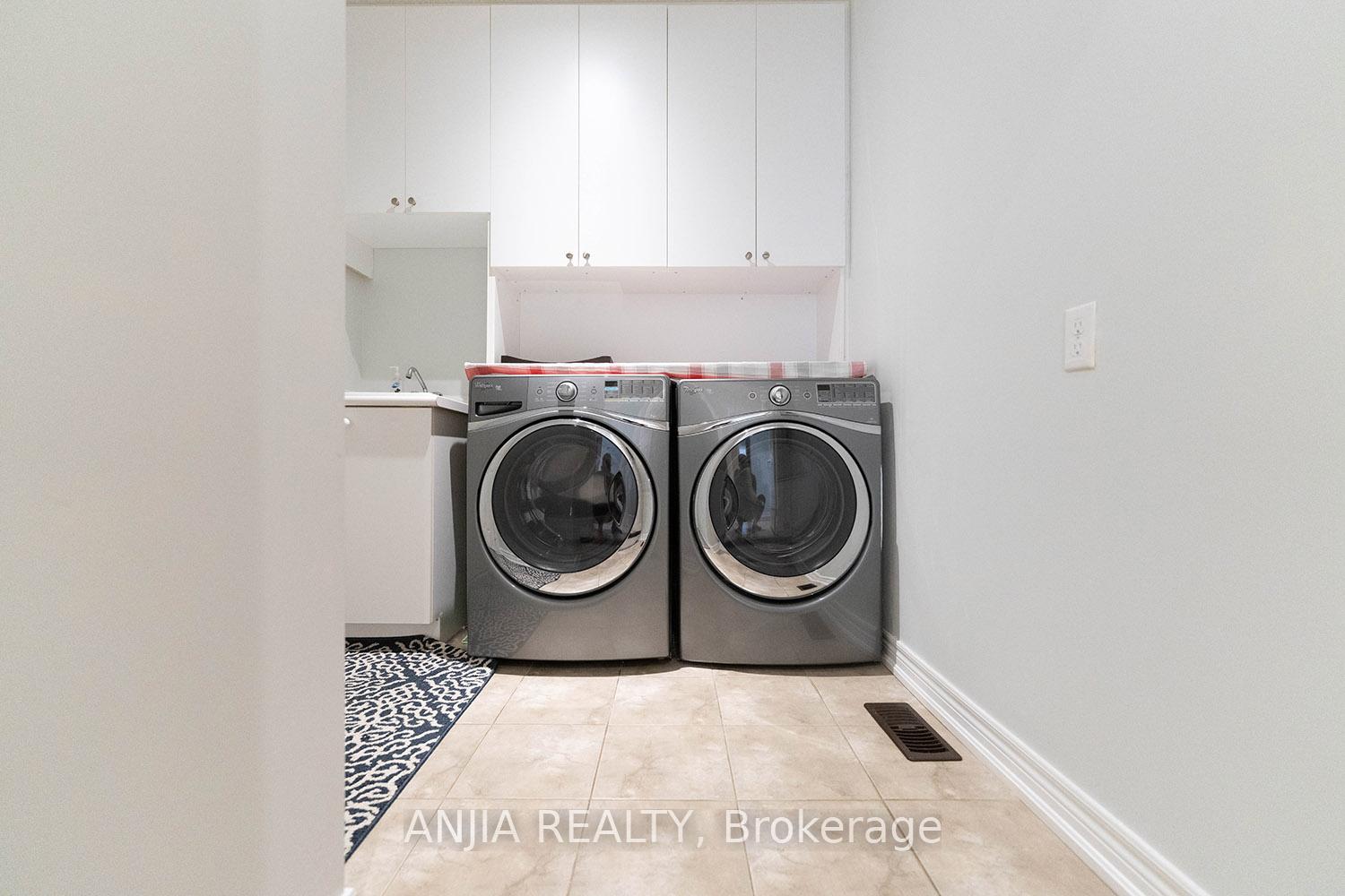 Photo 20 of 83 Hua Du Avenue, Markham, Berczy — HOMEH