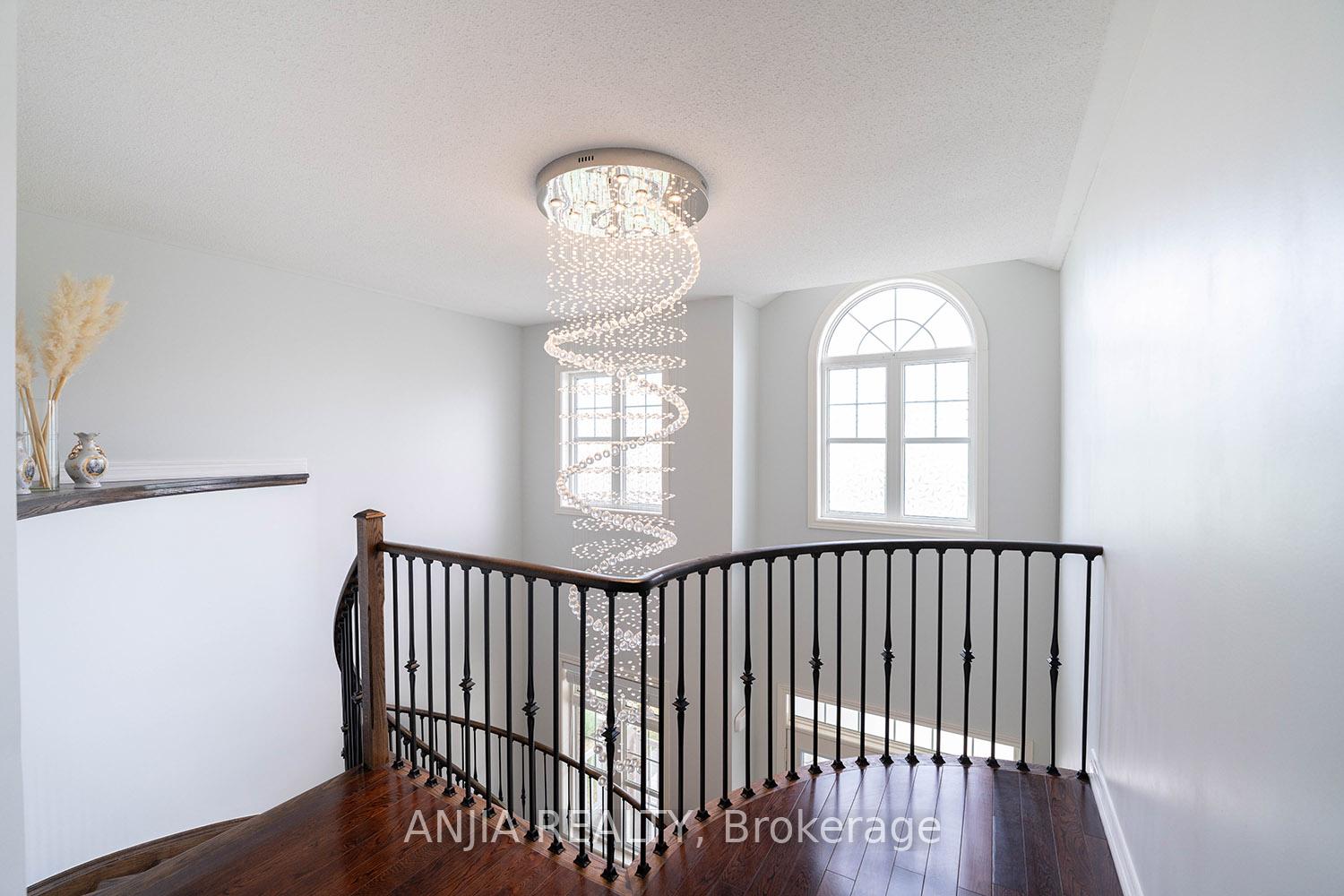 Photo 21 of 83 Hua Du Avenue, Markham, Berczy — HOMEH