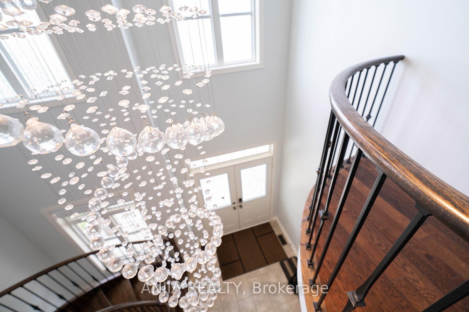 Photo 22 of 83 Hua Du Avenue, Markham, Berczy — HOMEH