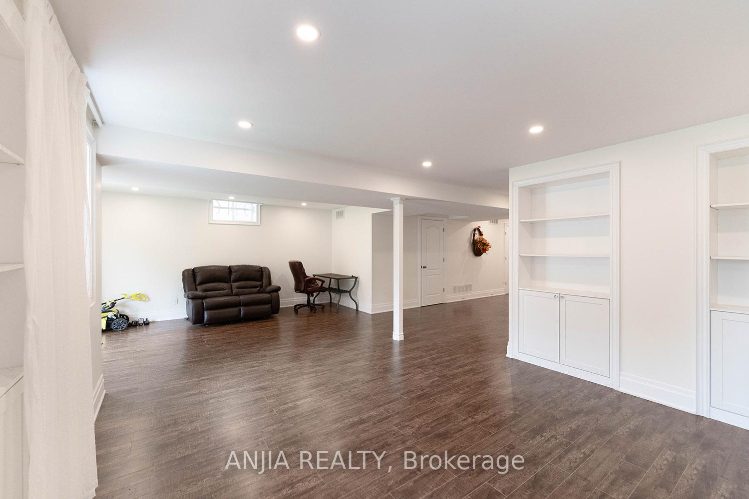 Photo 40 of 83 Hua Du Avenue, Markham, Berczy — HOMEH