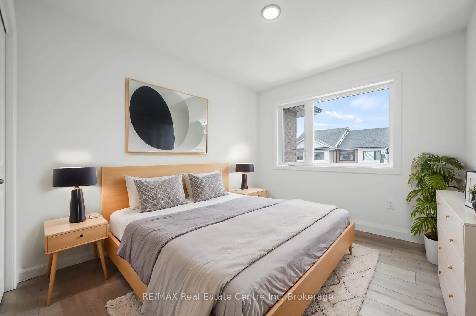 Photo 23 of Unit 7, 182 Bridge Crescent, Minto — HOMEH