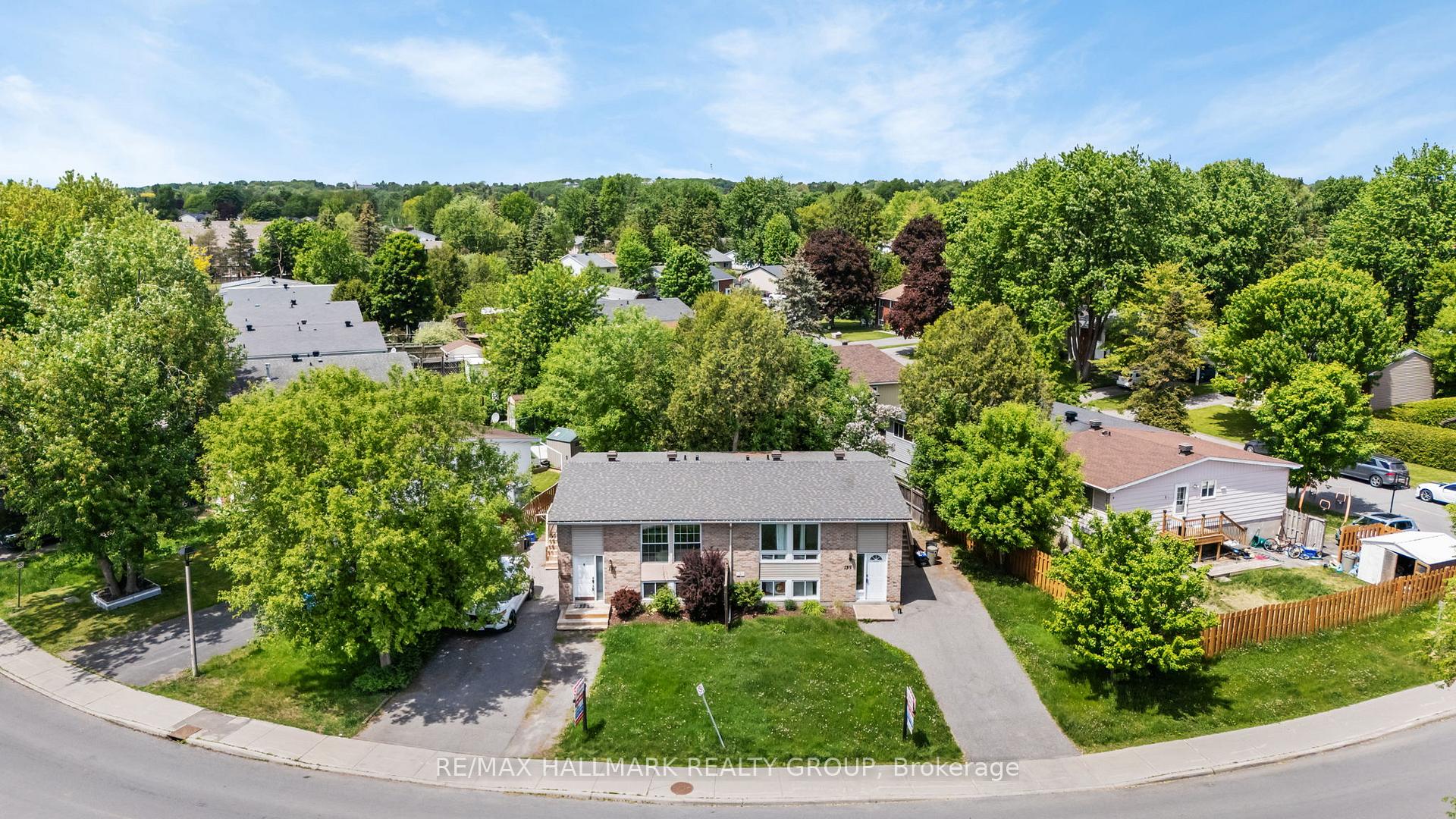 Photo 1 of 137 Glamorgan Drive, Ottawa, Kanata - Glencairn/Hazeldean — HOMEH