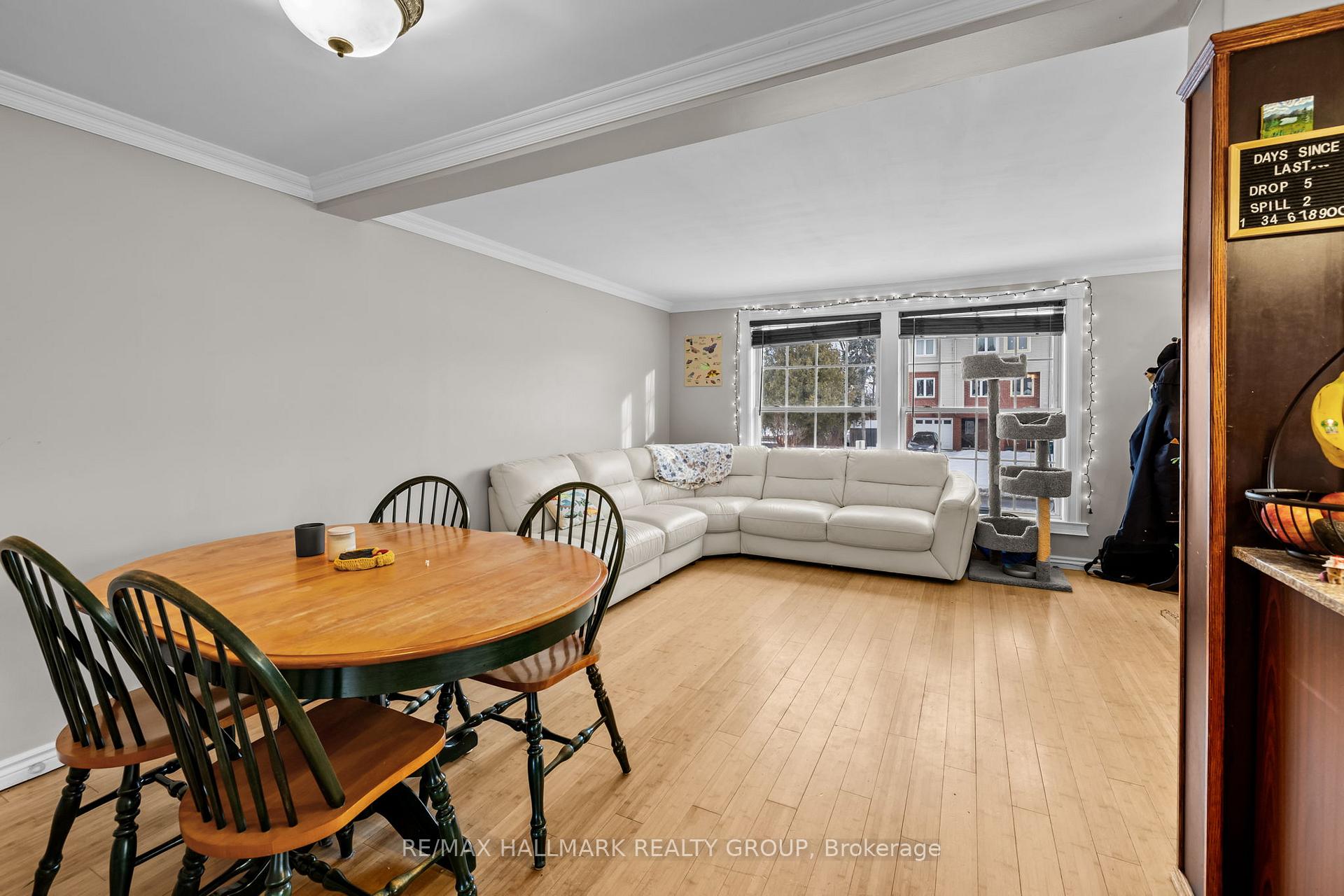 Photo 14 of 137 Glamorgan Drive, Ottawa, Kanata - Glencairn/Hazeldean — HOMEH