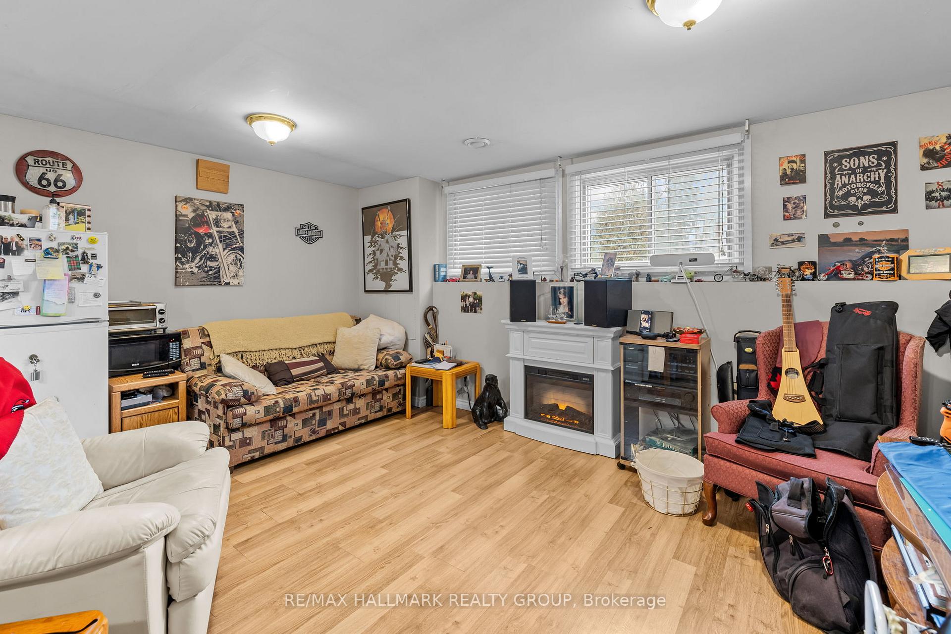 Photo 25 of 137 Glamorgan Drive, Ottawa, Kanata - Glencairn/Hazeldean — HOMEH