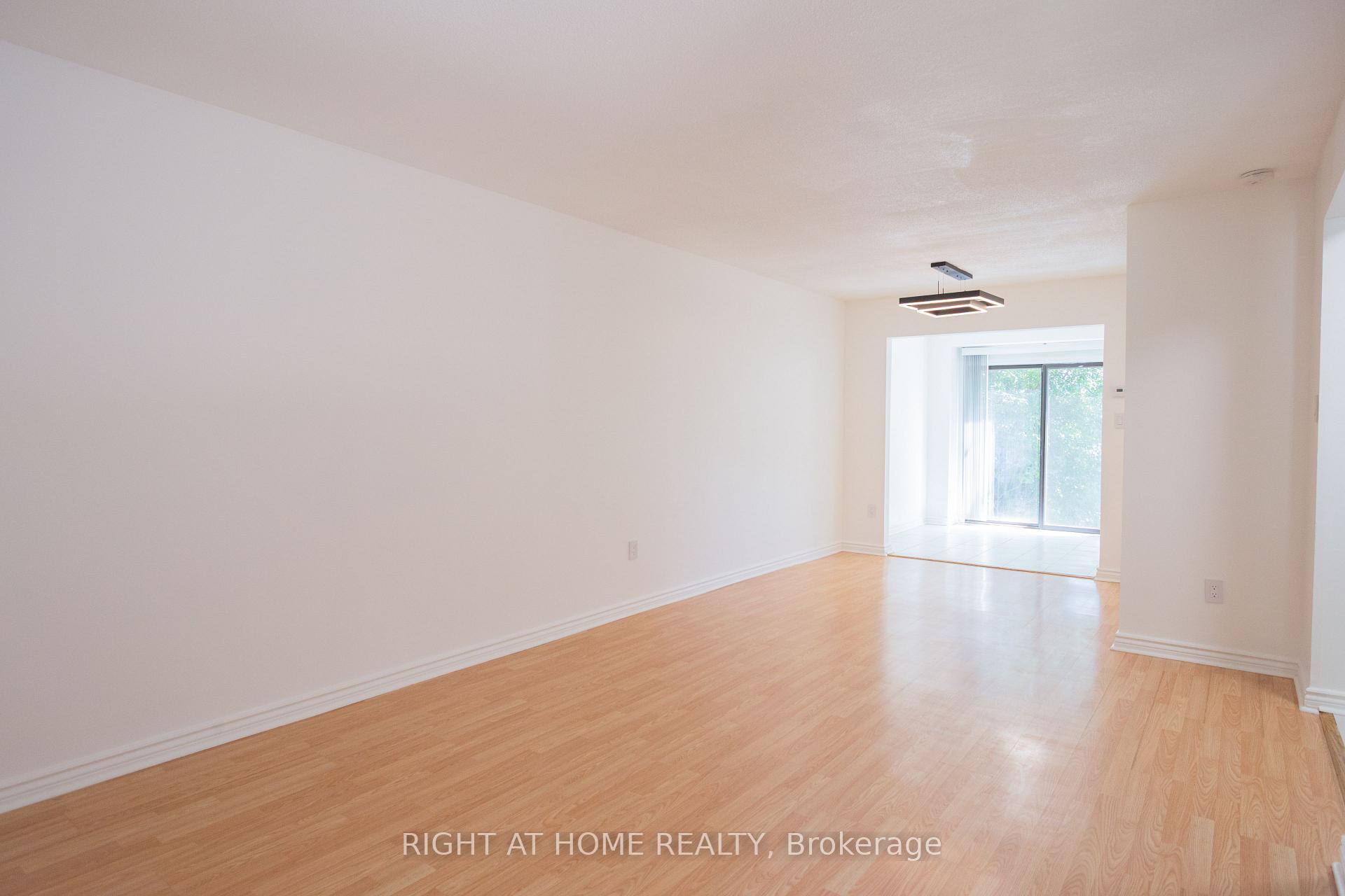 Photo 2 of 278 Risebrough Circuit, Markham, Milliken Mills West — HOMEH