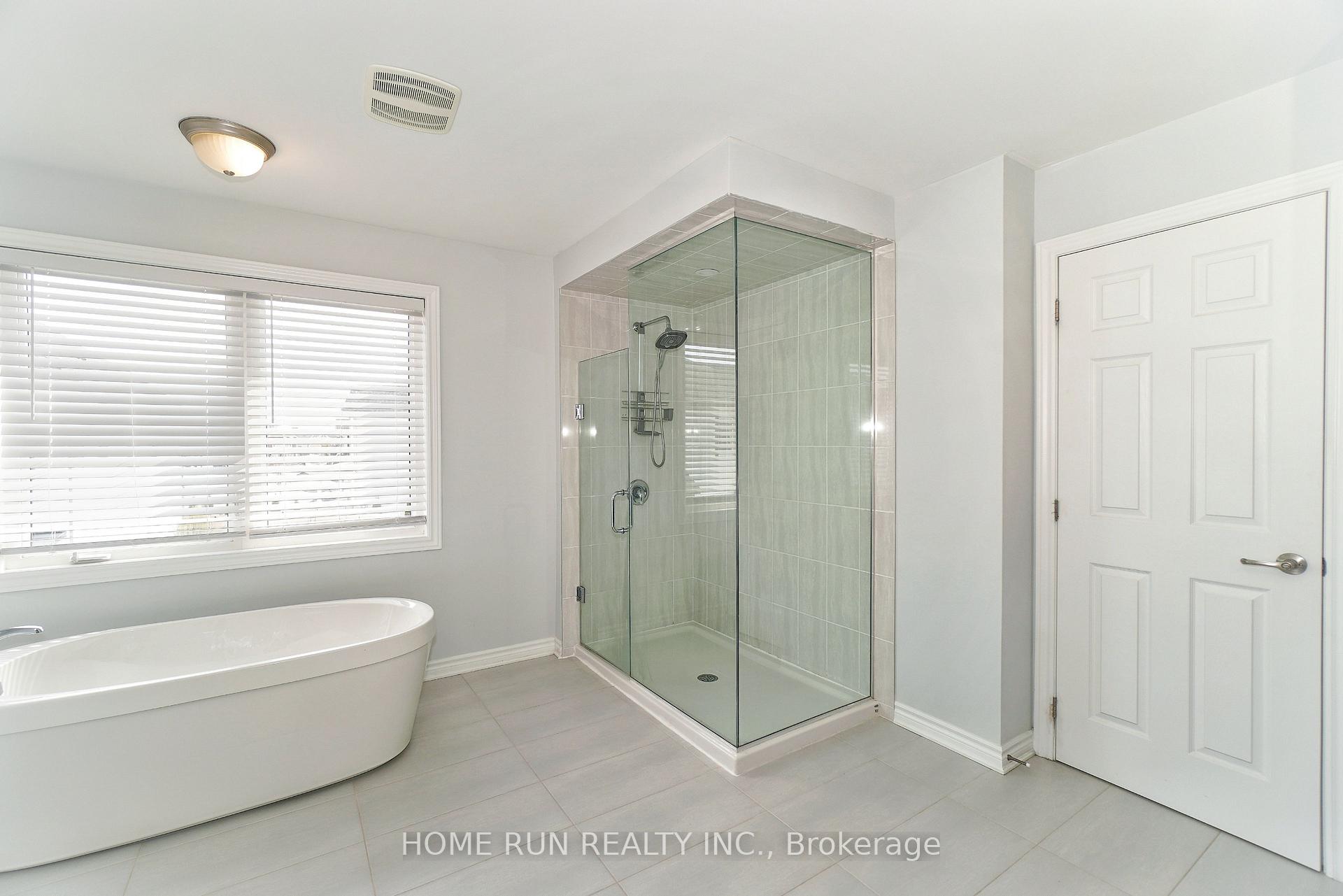Photo 29 of 580 Malahat Way, Ottawa, Kanata - Emerald Meadows/Trailwest — HOMEH