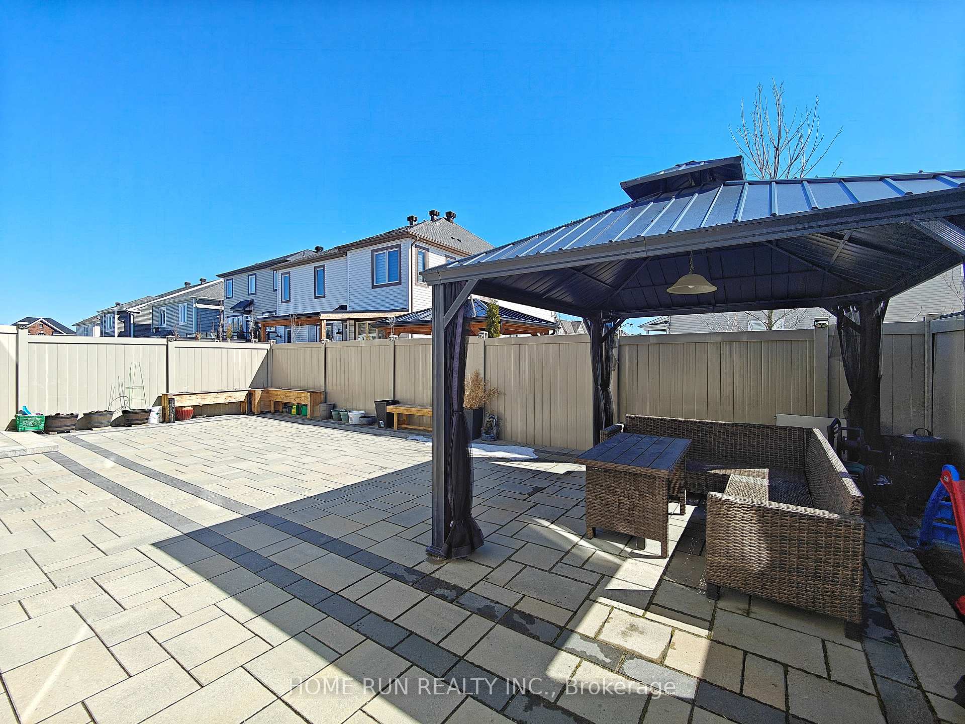 Photo 40 of 580 Malahat Way, Ottawa, Kanata - Emerald Meadows/Trailwest — HOMEH