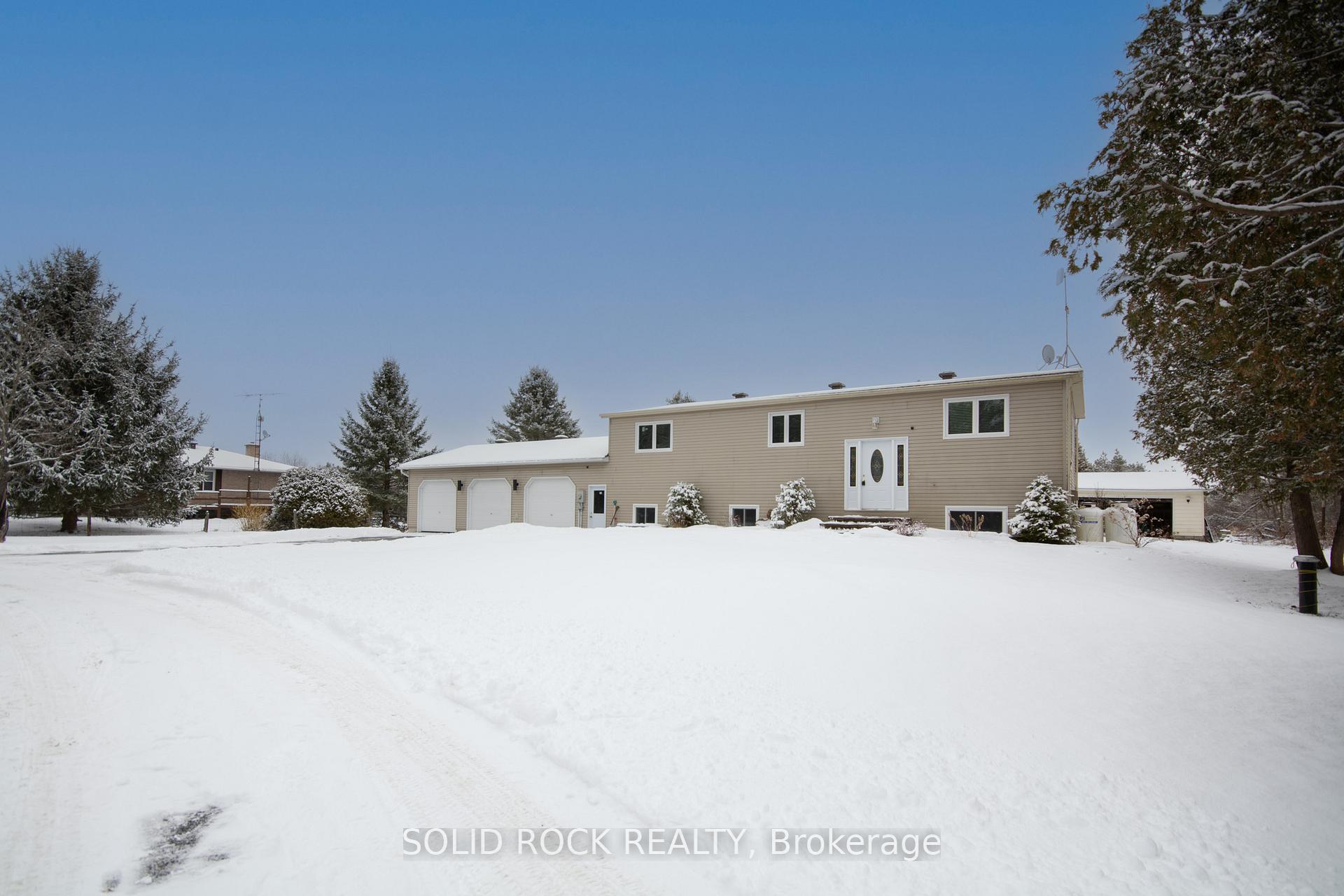 Photo 2 of 427 Ferguson Tetlock Road, Montague, Montague Twp — HOMEH