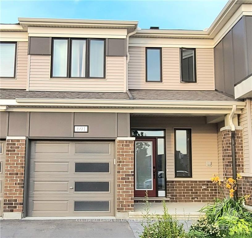 Front of 691 Rouncey Road