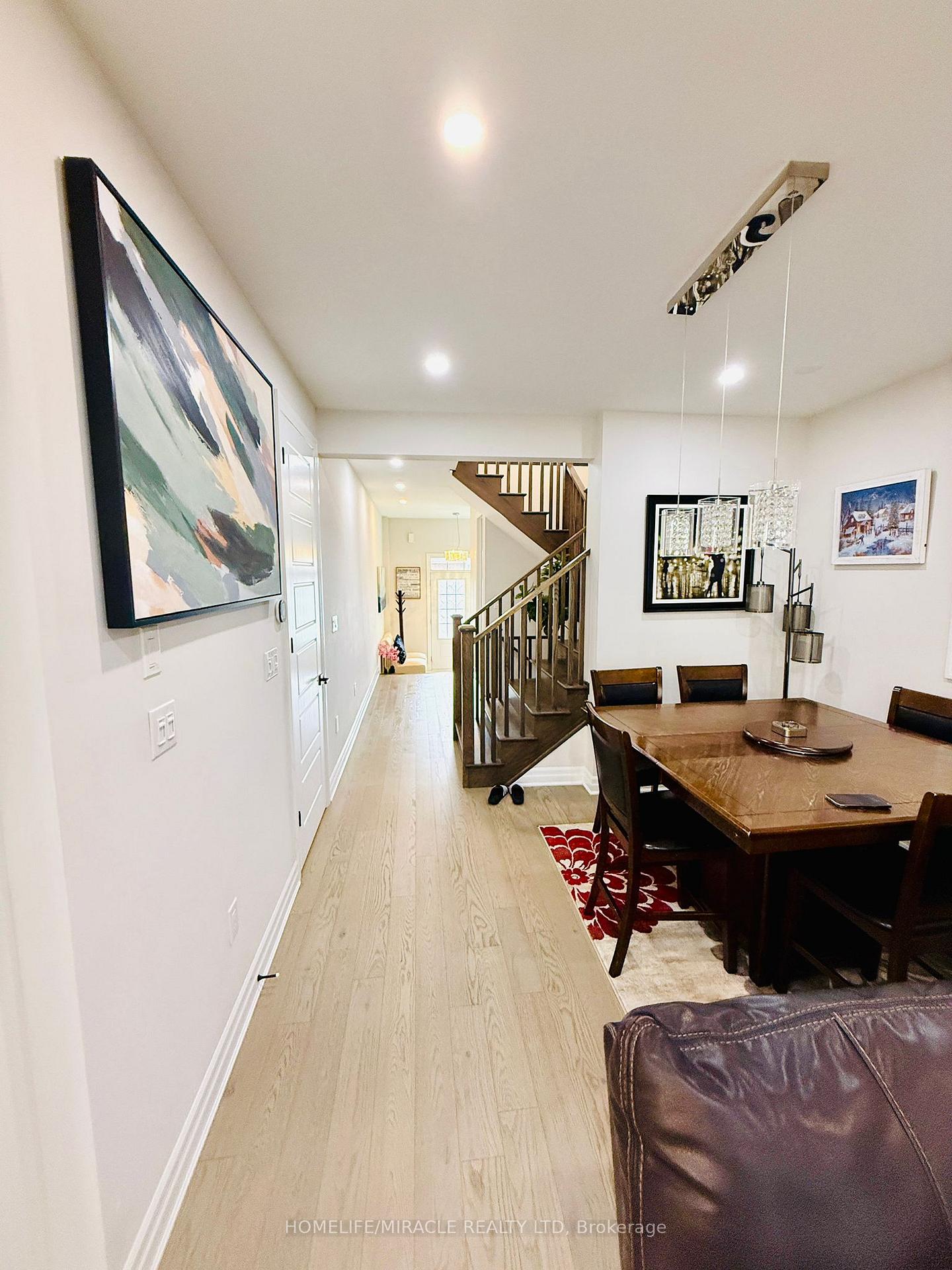 Photo 5 of Unit Upper, 1257 Muskoka Heights, Milton, Bowes — HOMEH
