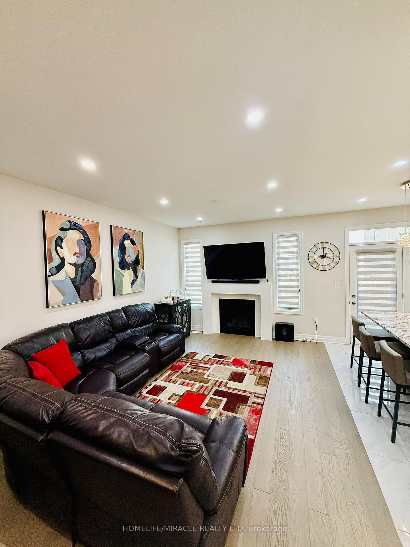 Photo 9 of Unit Upper, 1257 Muskoka Heights, Milton, Bowes — HOMEH