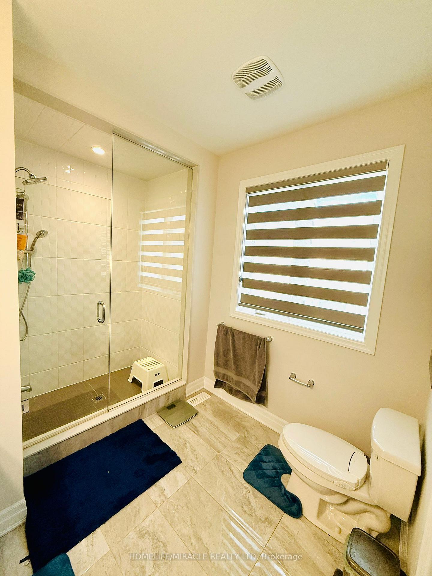 Photo 20 of Unit Upper, 1257 Muskoka Heights, Milton, Bowes — HOMEH