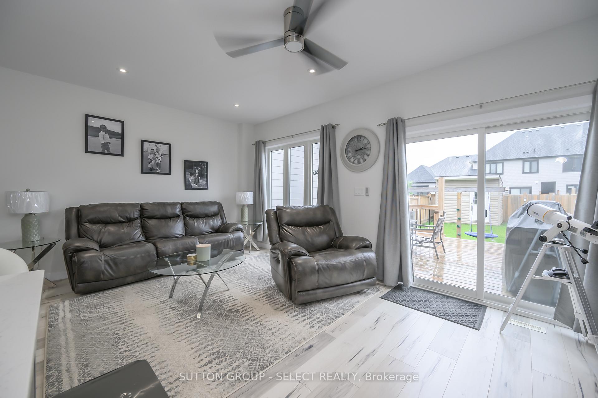 Photo 4 of 204 Doan Drive, Middlesex Centre, Komoka — HOMEH