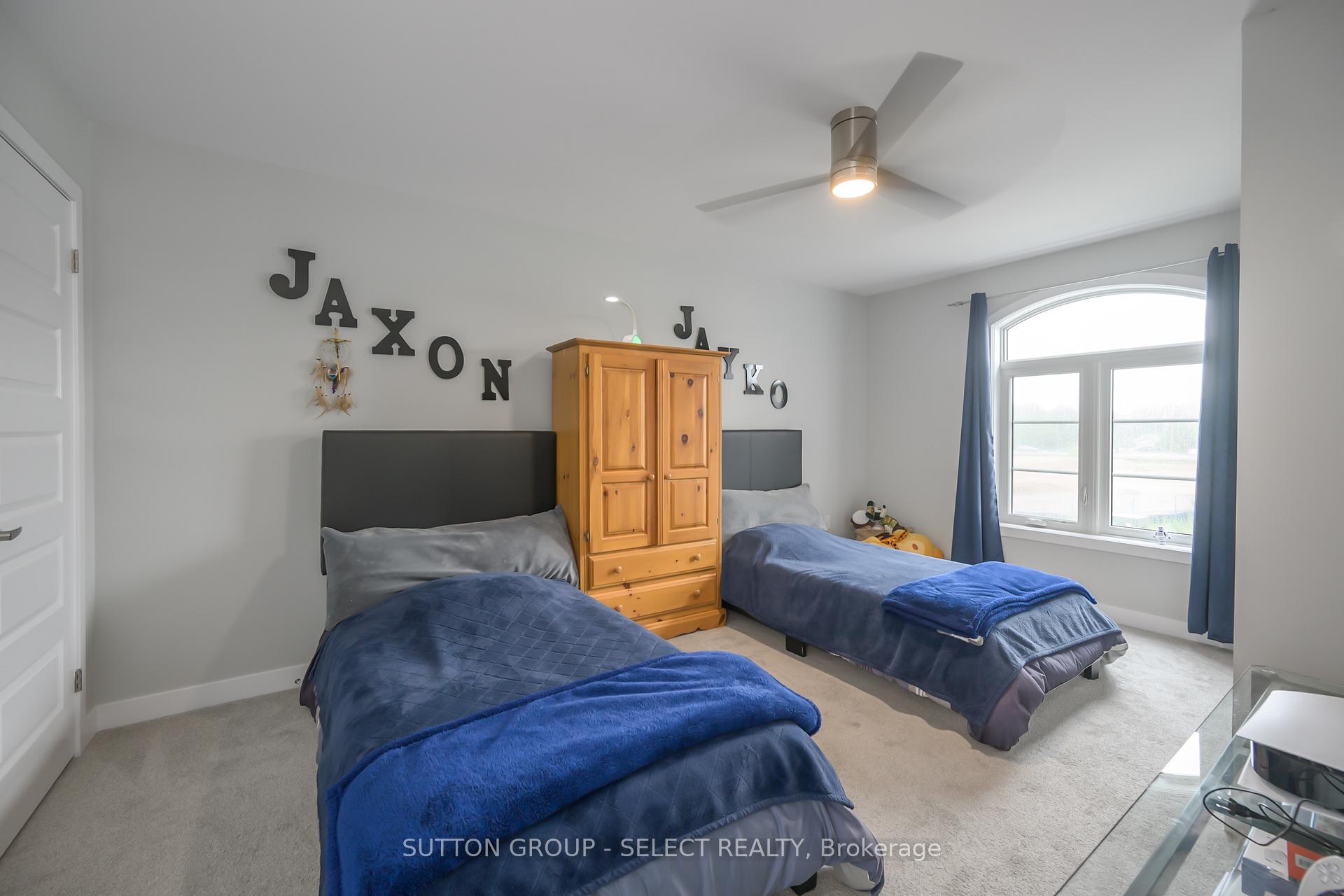 Photo 17 of 204 Doan Drive, Middlesex Centre, Komoka — HOMEH