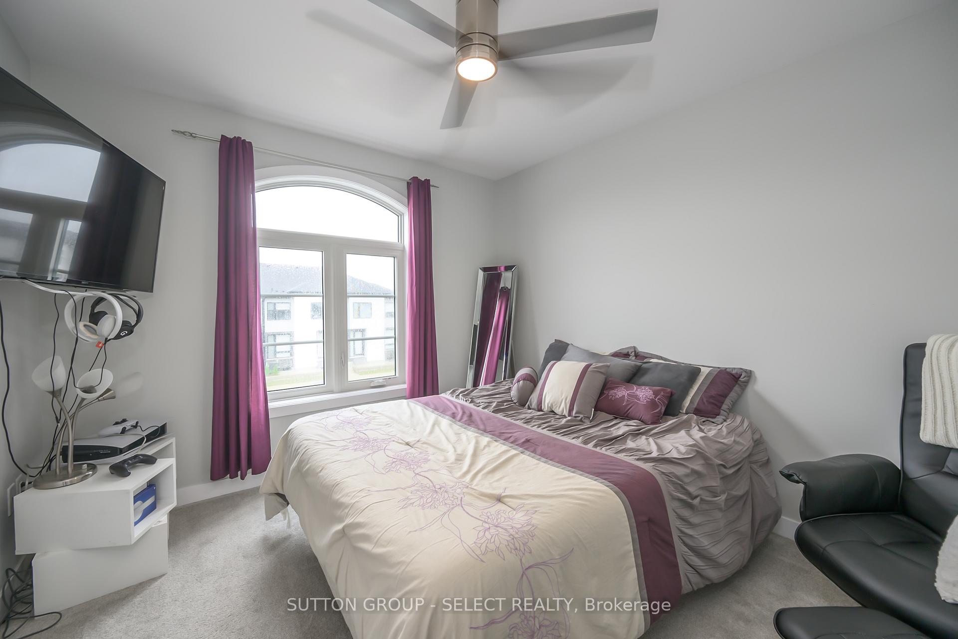 Photo 19 of 204 Doan Drive, Middlesex Centre, Komoka — HOMEH