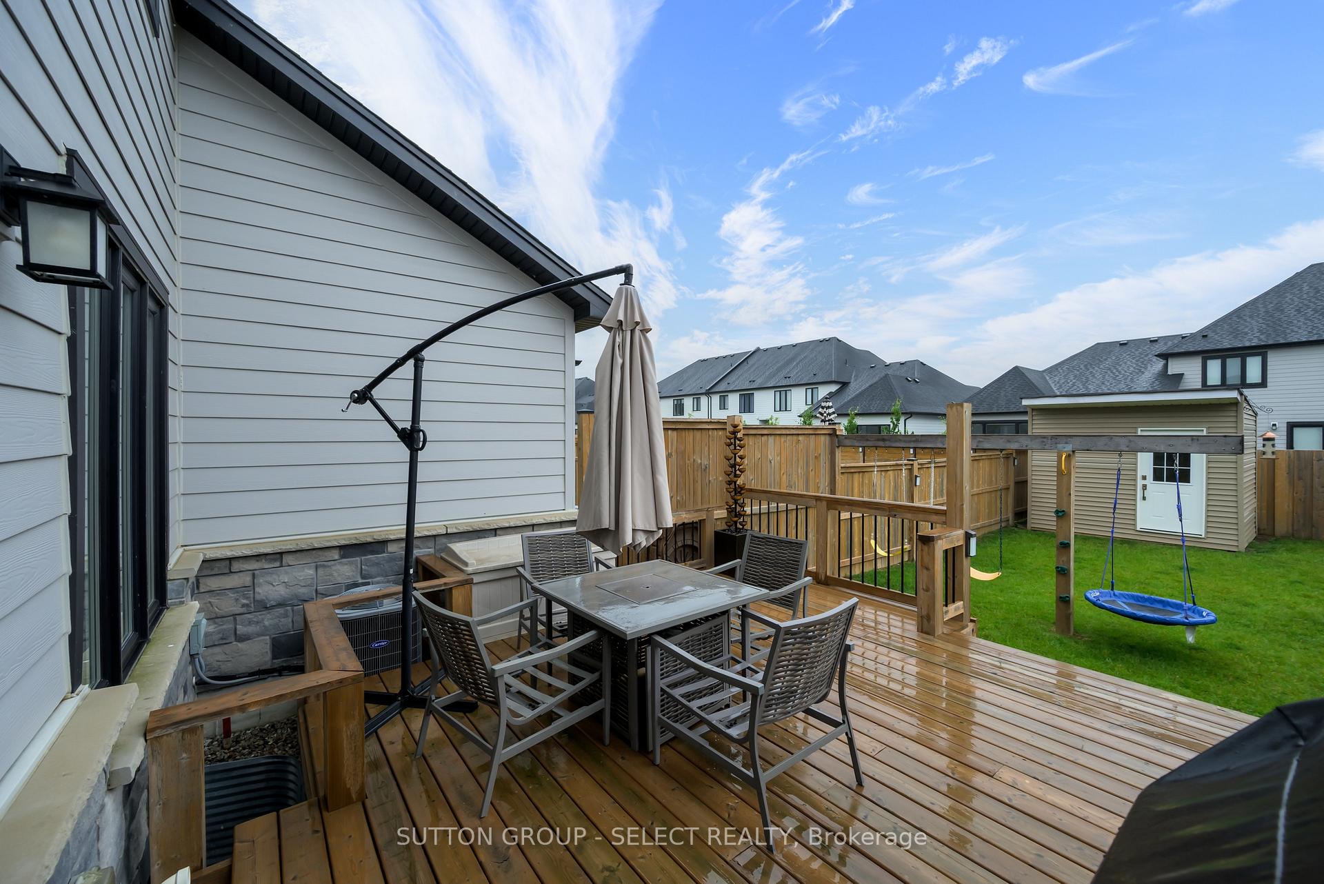 Photo 23 of 204 Doan Drive, Middlesex Centre, Komoka — HOMEH