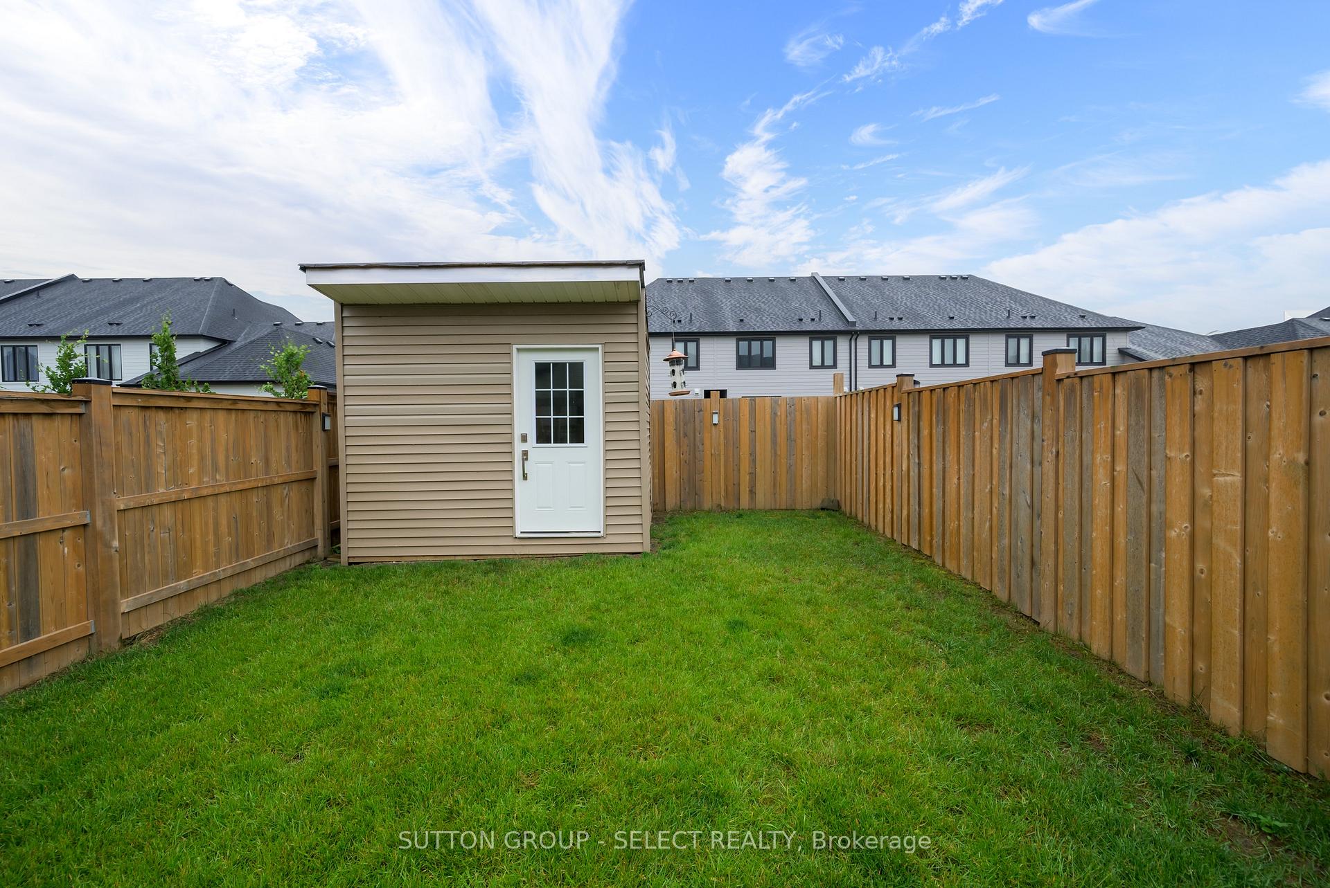 Photo 26 of 204 Doan Drive, Middlesex Centre, Komoka — HOMEH