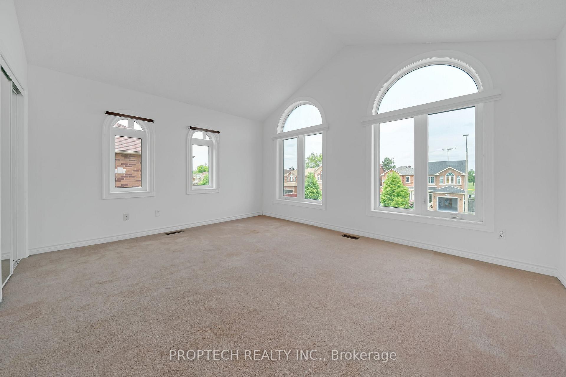 Photo 12 of 170 Milliken Meadows Drive, Markham, Milliken Mills West — HOMEH