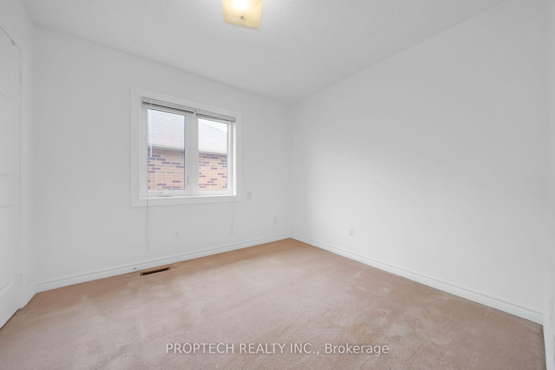 Photo 15 of 170 Milliken Meadows Drive, Markham, Milliken Mills West — HOMEH