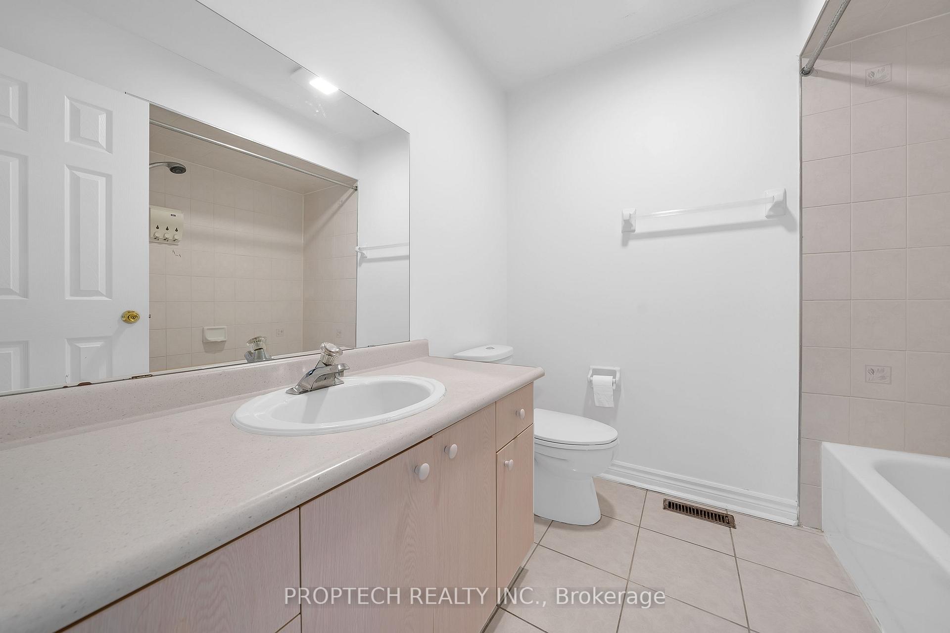 Photo 16 of 170 Milliken Meadows Drive, Markham, Milliken Mills West — HOMEH