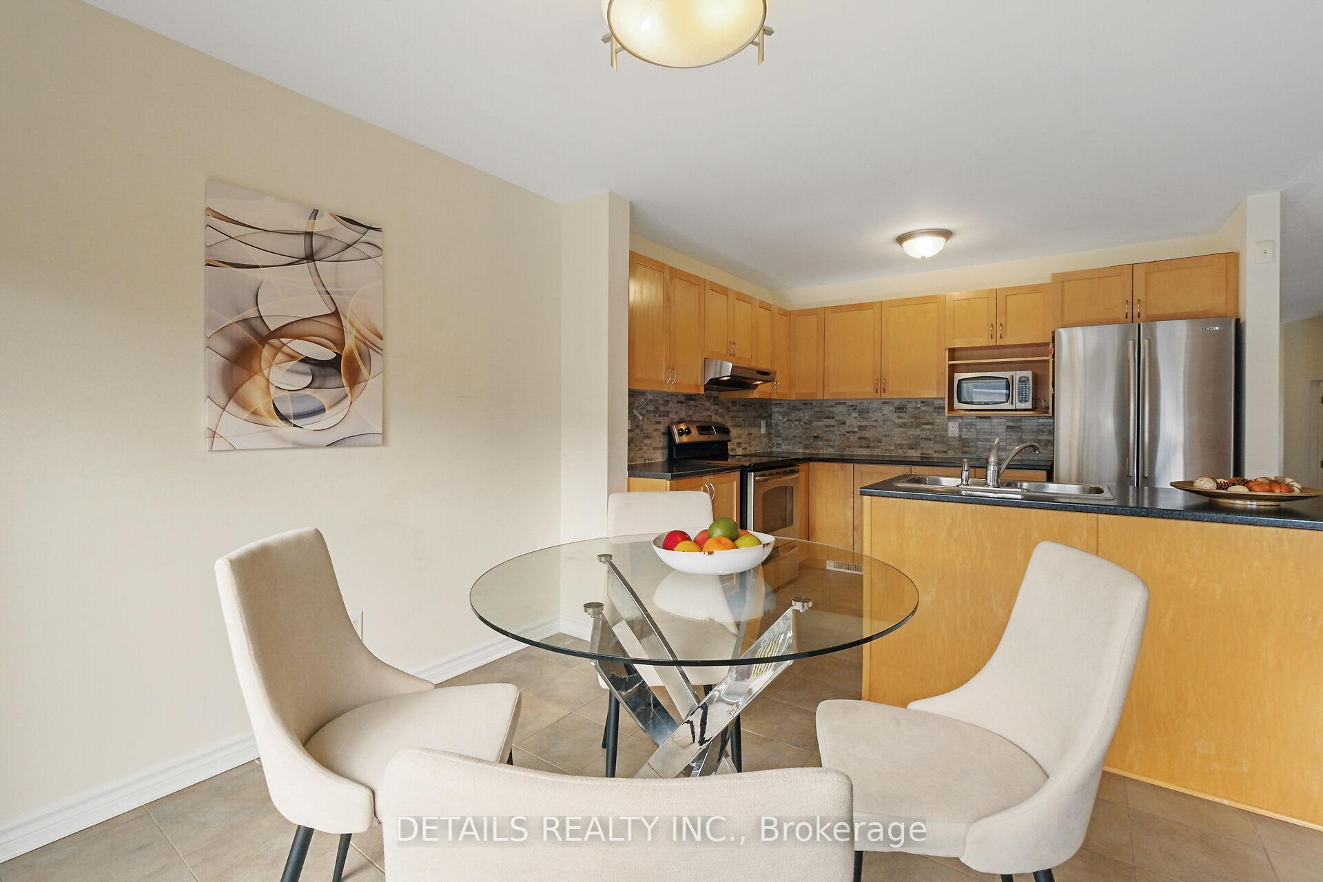 Photo 9 of 404 Abbeydale Circle, Ottawa, Kanata - Morgan's Grant/South March — HOMEH
