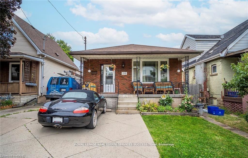 Photo 1 of Unit Upper, 119 Avondale Street, Hamilton, Crown Point — HOMEH