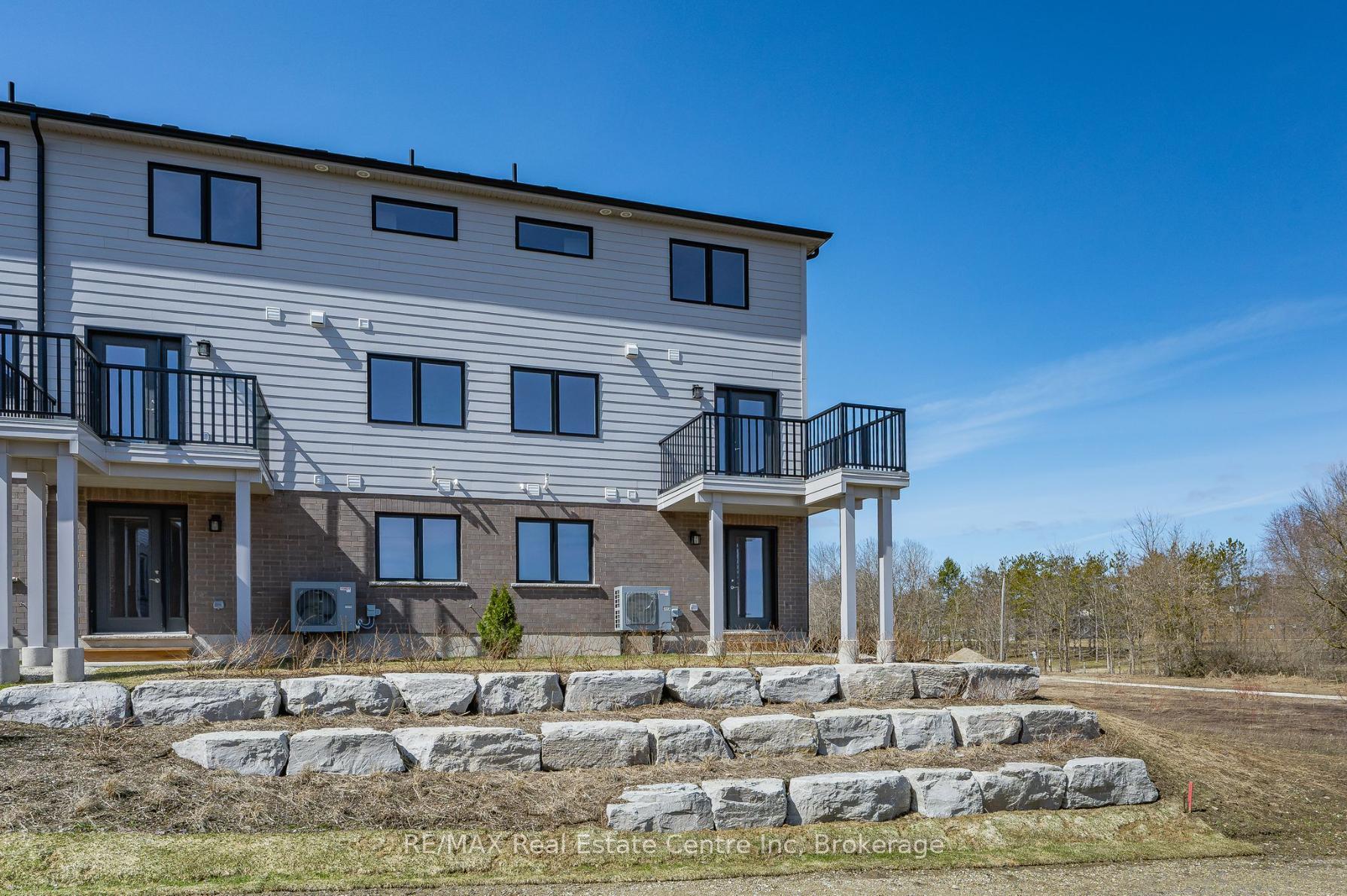 Photo 36 of Unit 6, 182 Bridge Crescent, Minto — HOMEH