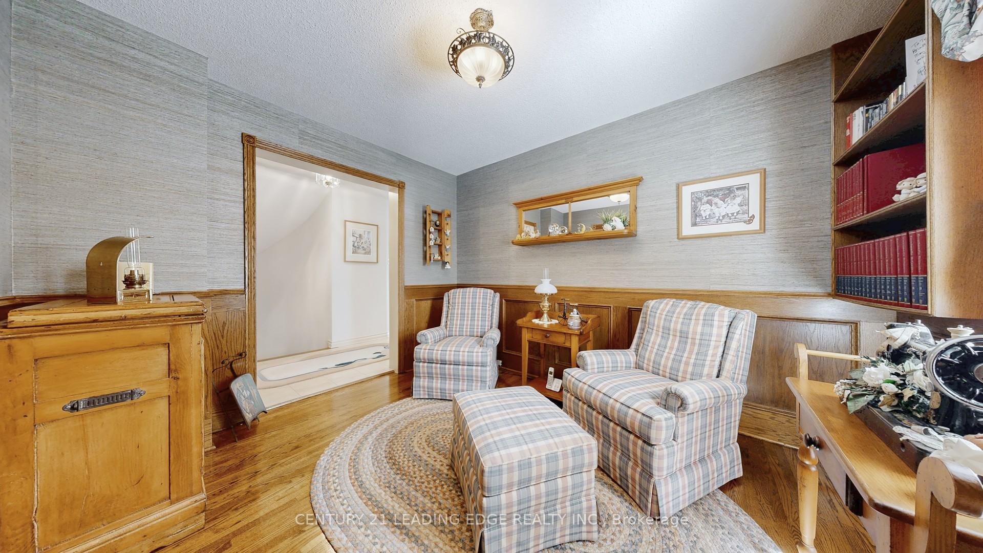 Photo 11 of 29 Addington Square, Markham, Unionville — HOMEH