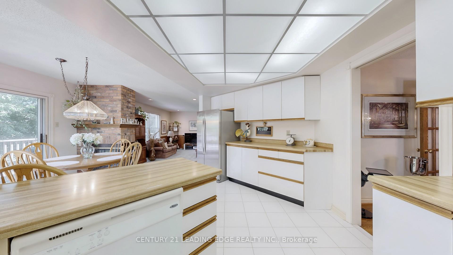 Photo 16 of 29 Addington Square, Markham, Unionville — HOMEH
