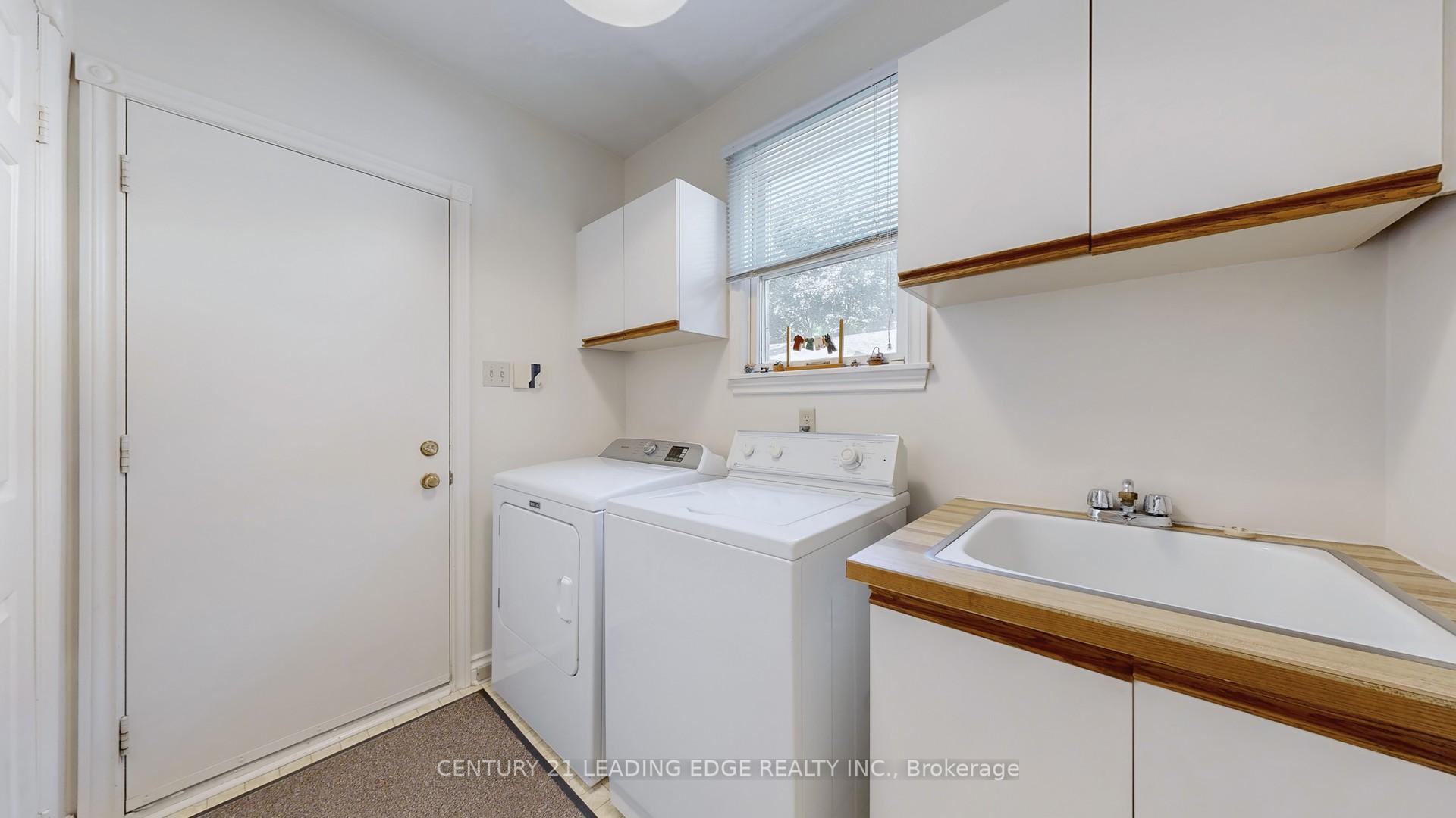 Photo 20 of 29 Addington Square, Markham, Unionville — HOMEH
