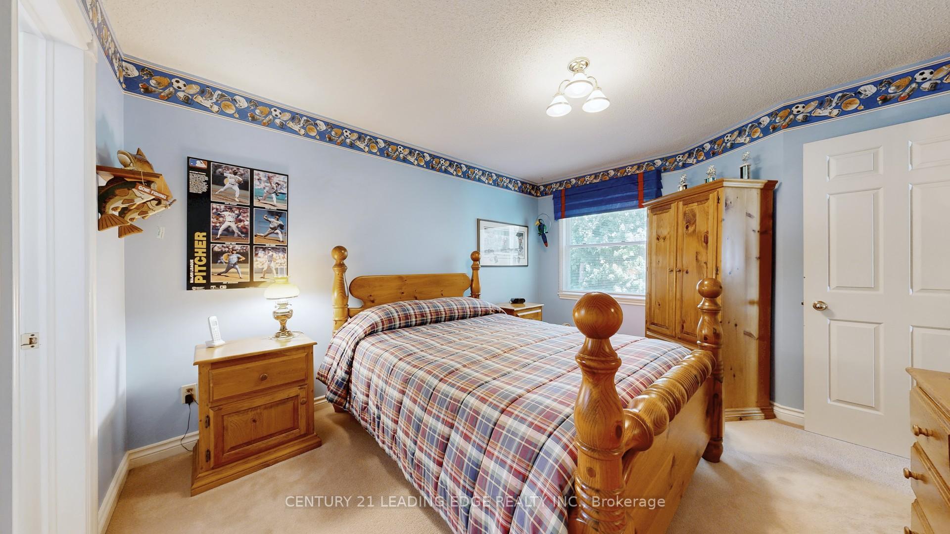 Photo 24 of 29 Addington Square, Markham, Unionville — HOMEH