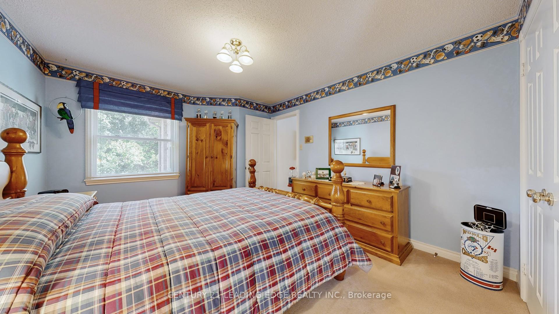 Photo 25 of 29 Addington Square, Markham, Unionville — HOMEH
