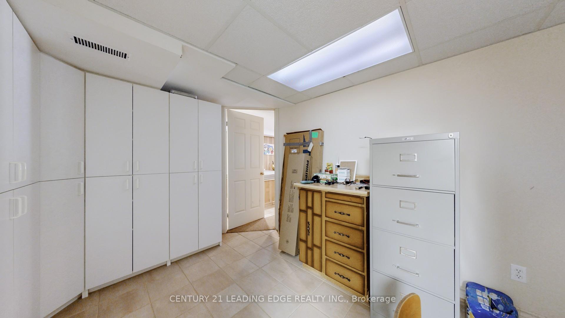 Photo 38 of 29 Addington Square, Markham, Unionville — HOMEH