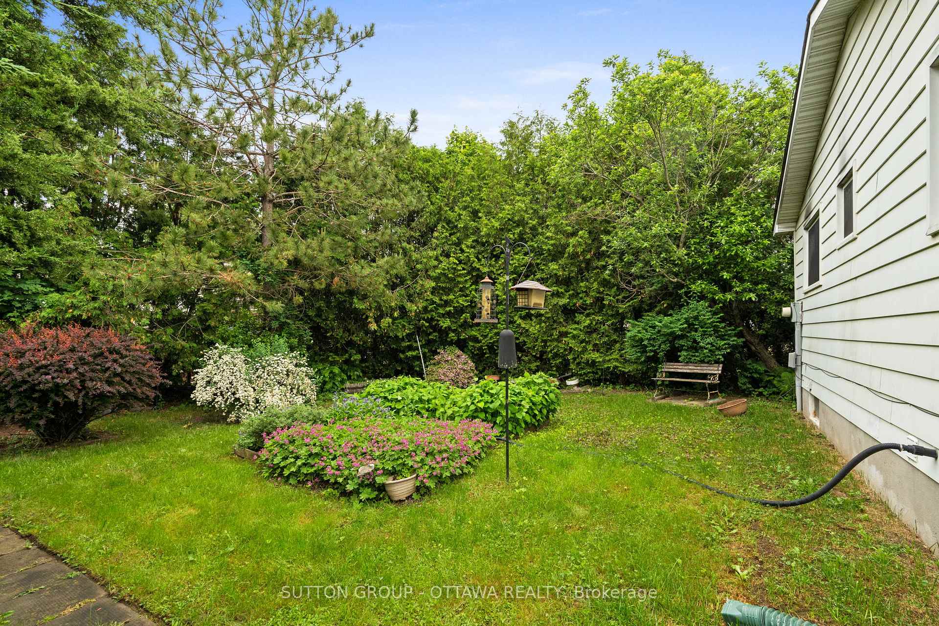 Photo 3 of 69 Glamorgan Drive, Ottawa, Kanata - Glencairn/Hazeldean — HOMEH