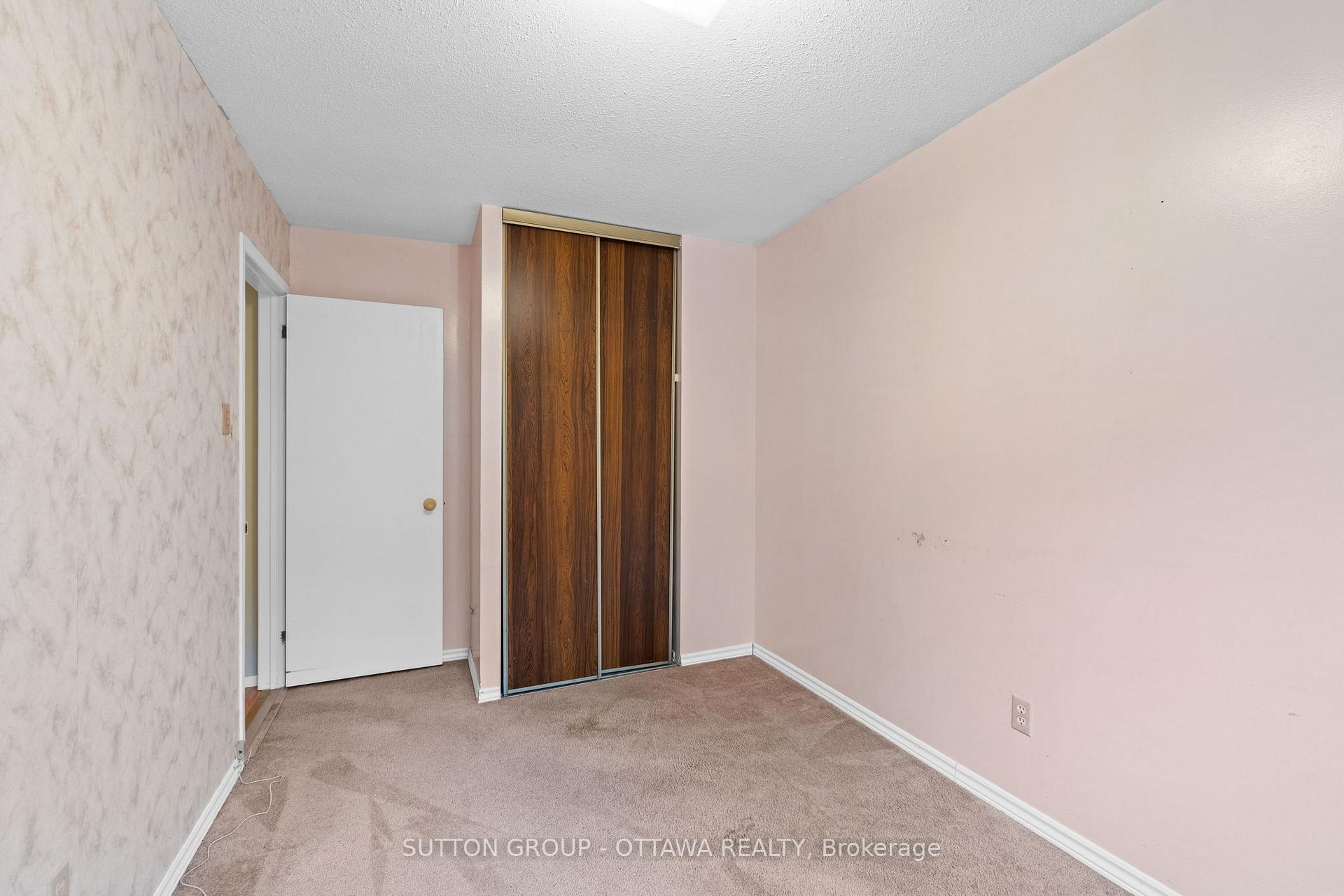 Photo 21 of 69 Glamorgan Drive, Ottawa, Kanata - Glencairn/Hazeldean — HOMEH