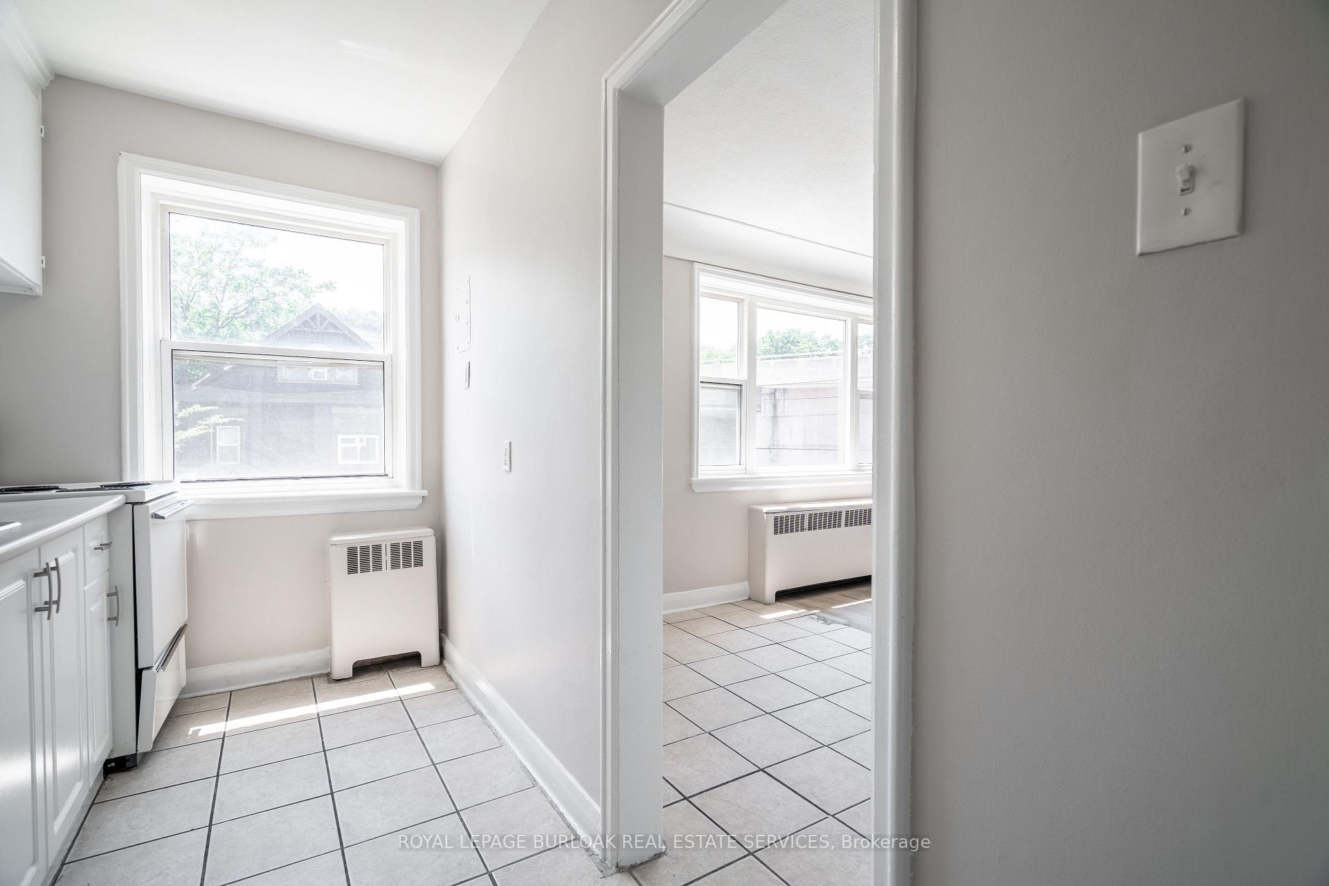 Photo 6 of Unit 5, 3 Webber Avenue, Hamilton, Stinson — HOMEH