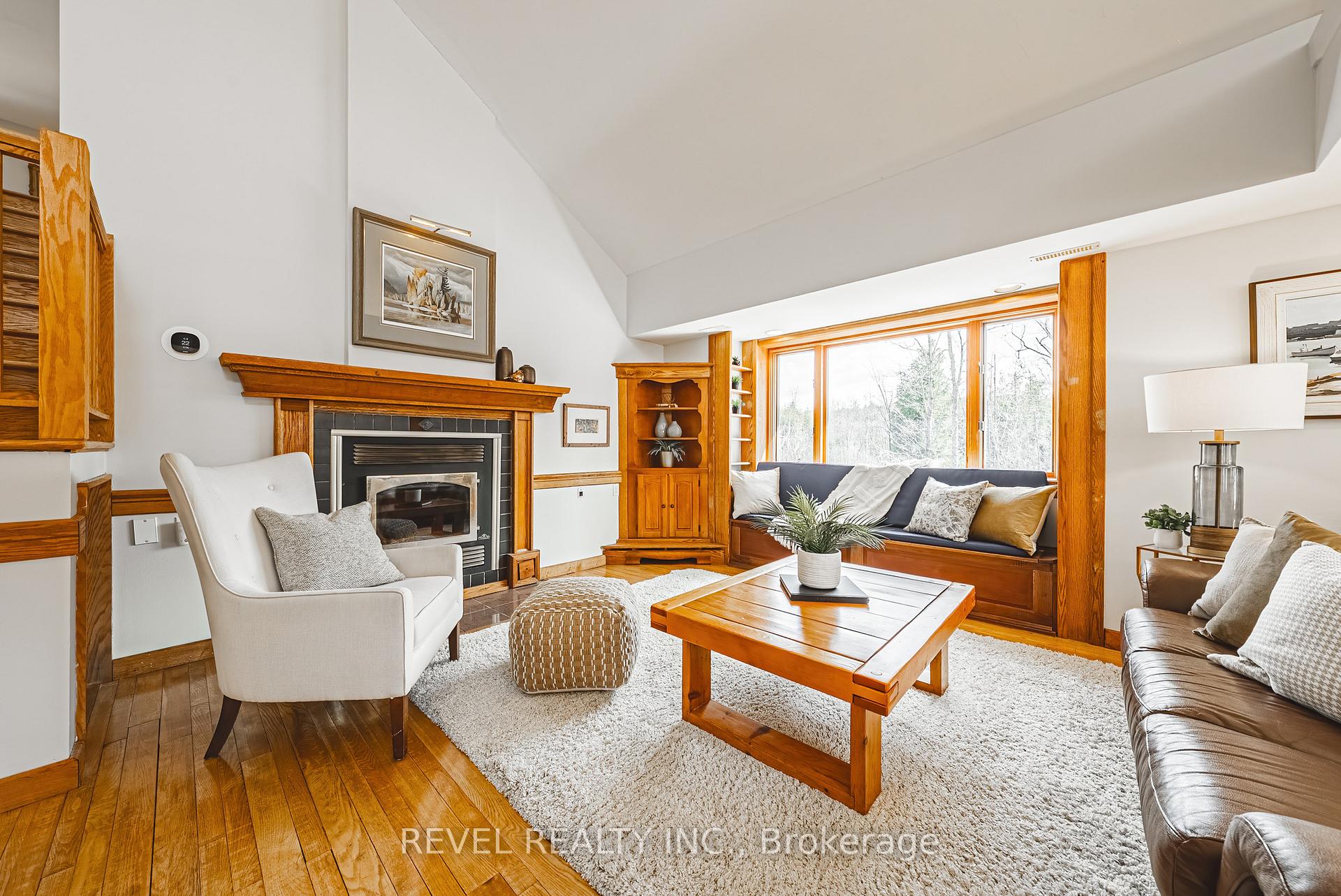 Photo 6 of 1325 3 Side Road, Milton, Campbellville — HOMEH
