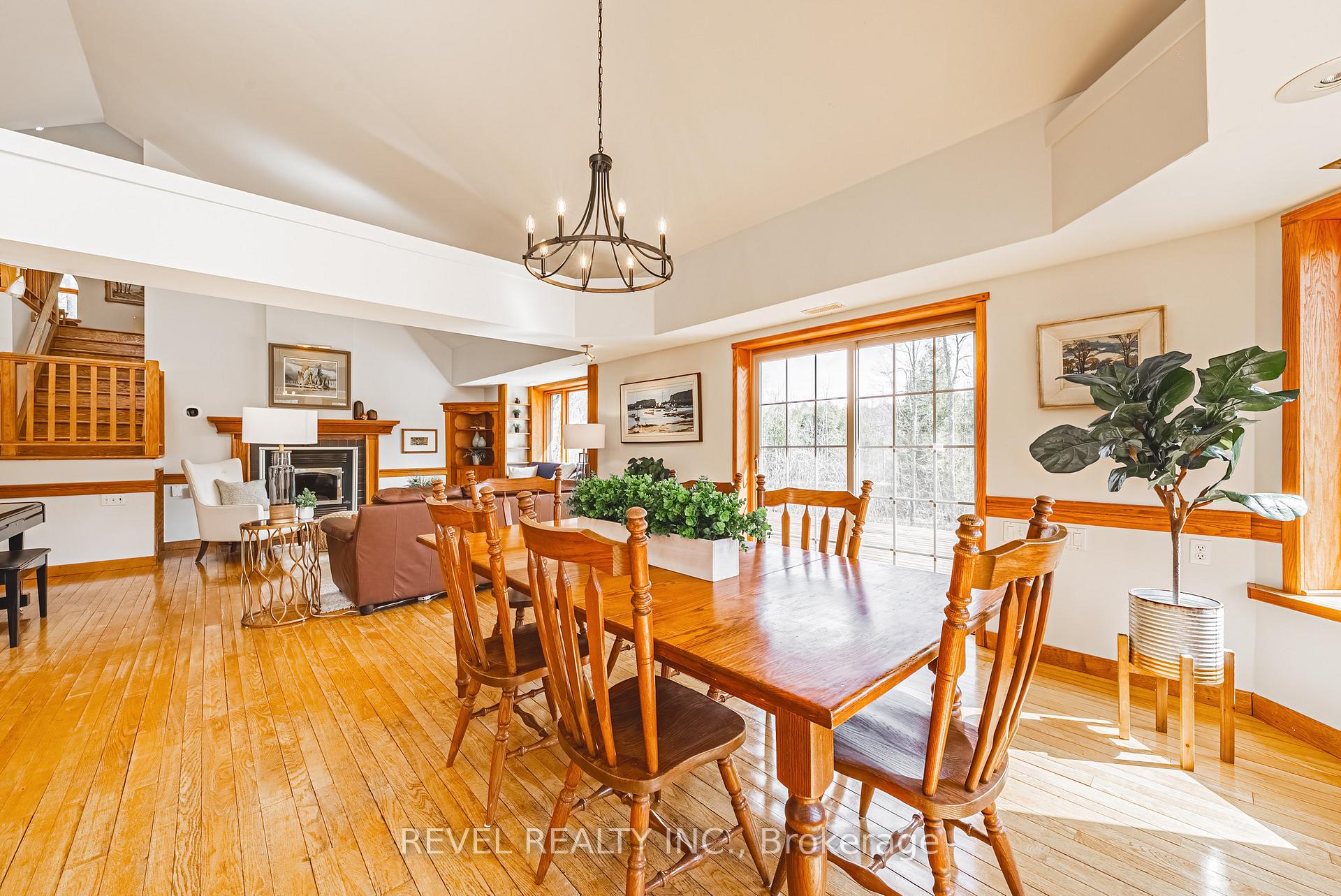 Photo 11 of 1325 3 Side Road, Milton, Campbellville — HOMEH