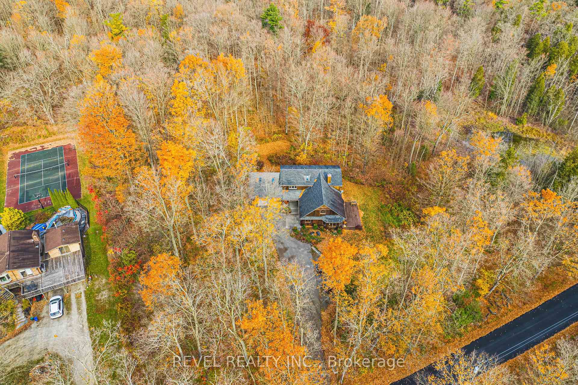 Photo 41 of 1325 3 Side Road, Milton, Campbellville — HOMEH