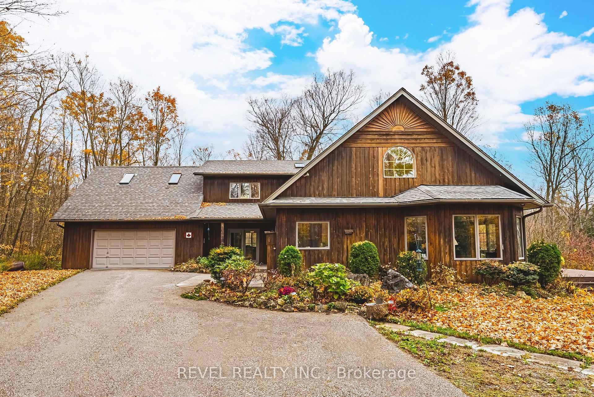 Photo 45 of 1325 3 Side Road, Milton, Campbellville — HOMEH