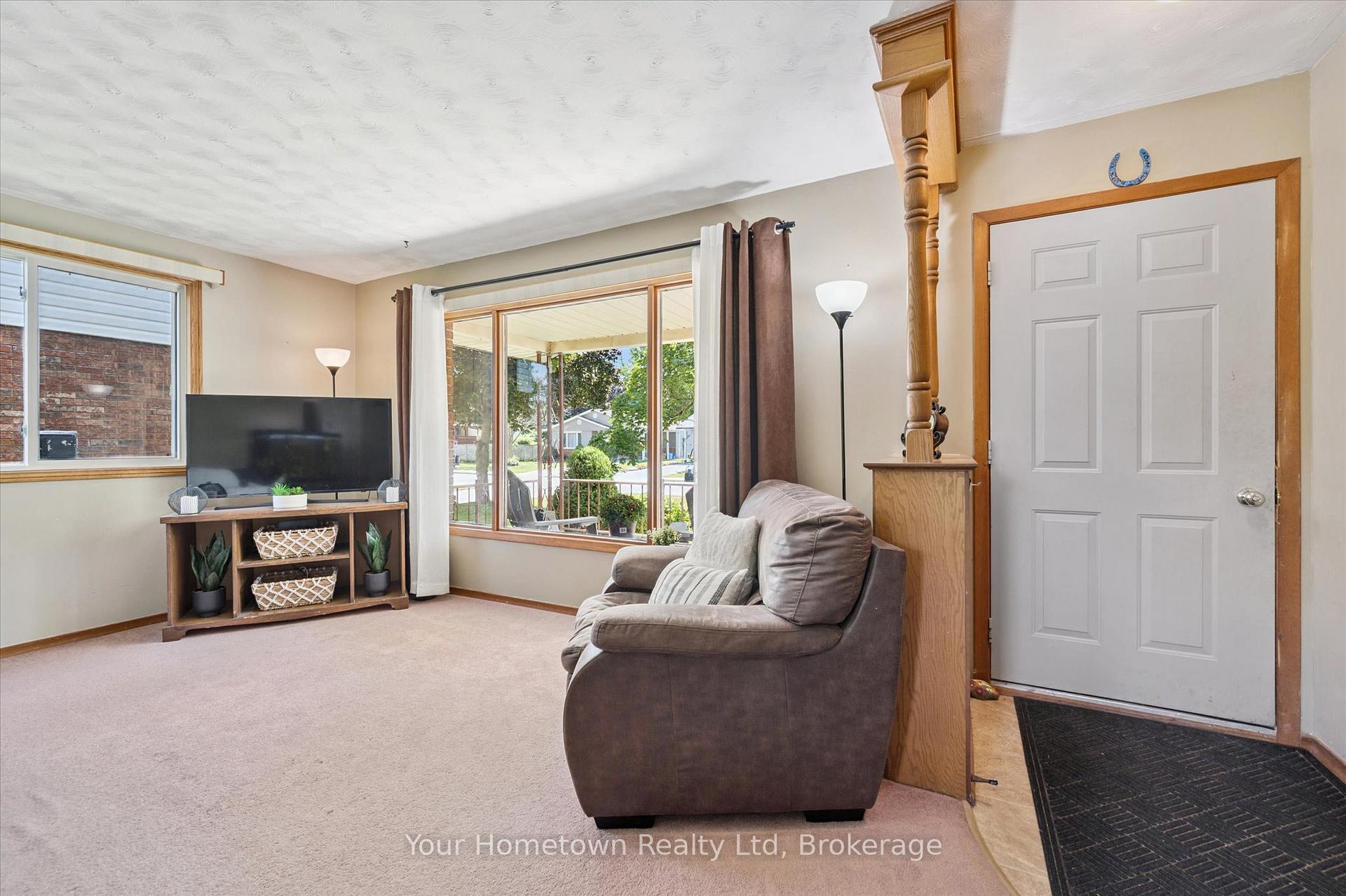 Photo 6 of 665 Raglan Street, Minto — HOMEH