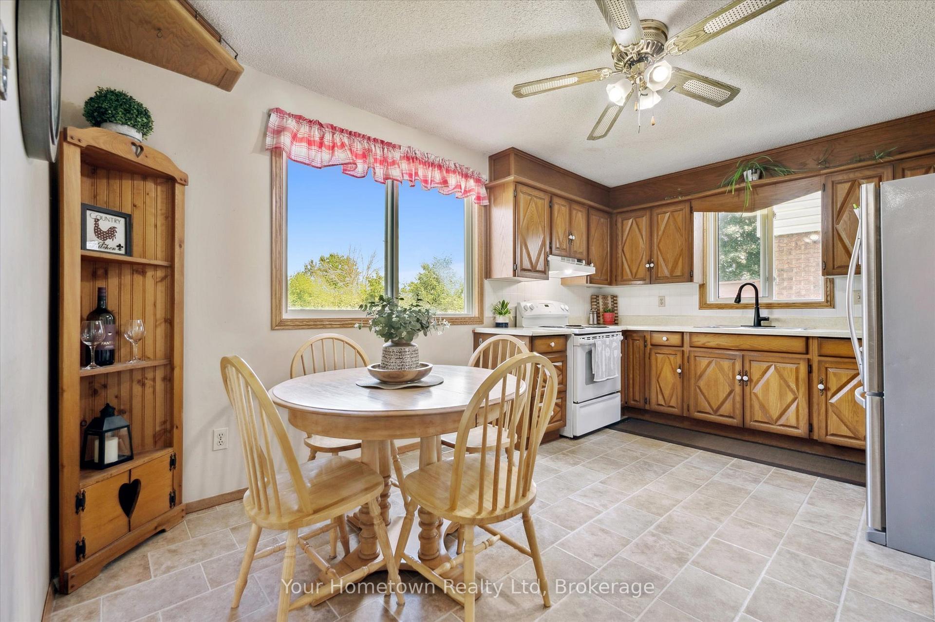 Photo 11 of 665 Raglan Street, Minto — HOMEH