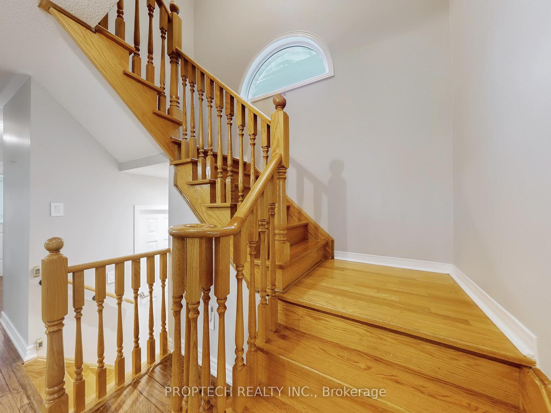 Photo 20 of 61 Cariglia Trail, Markham, Village Green-South Unionville — HOMEH
